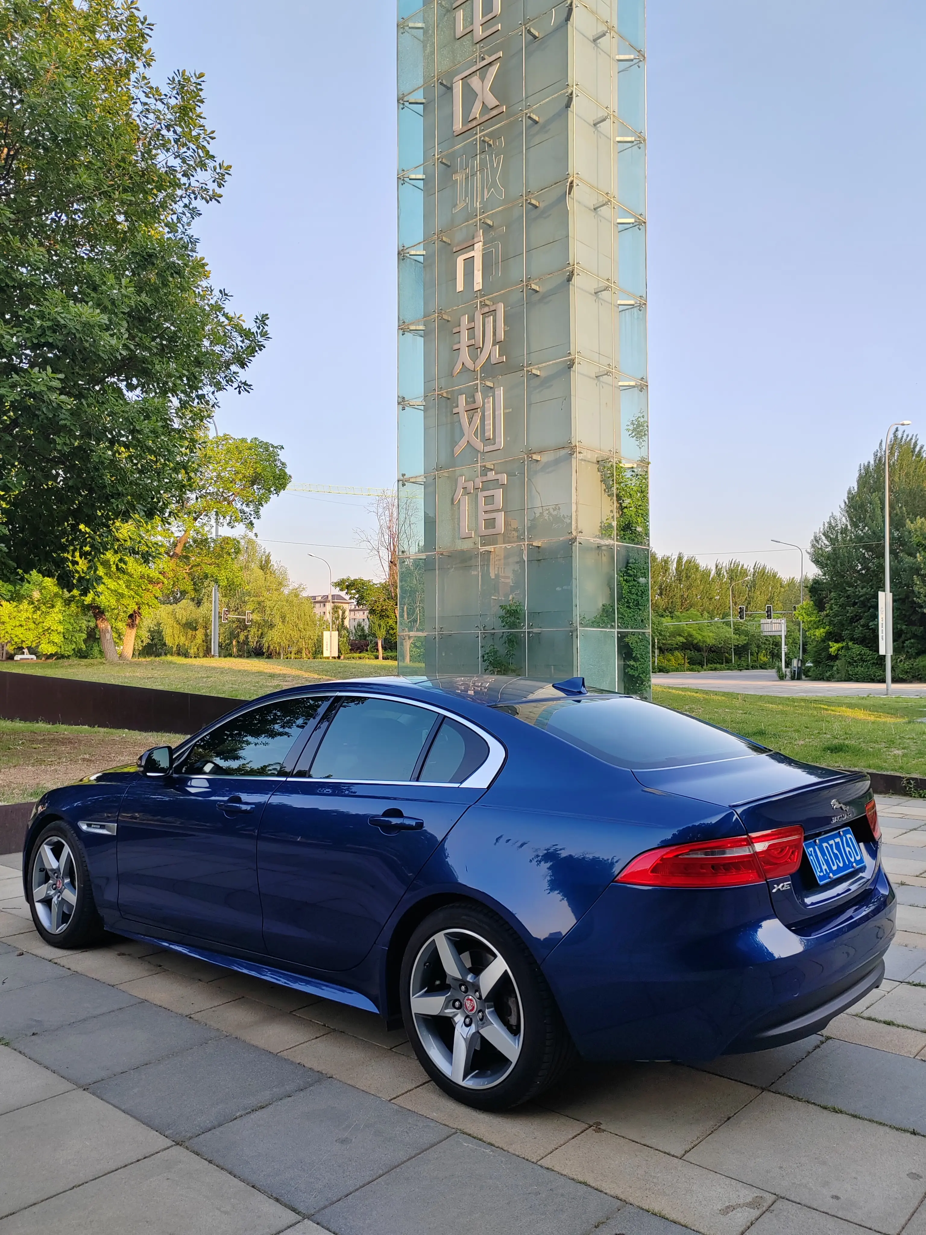 Jaguar XE