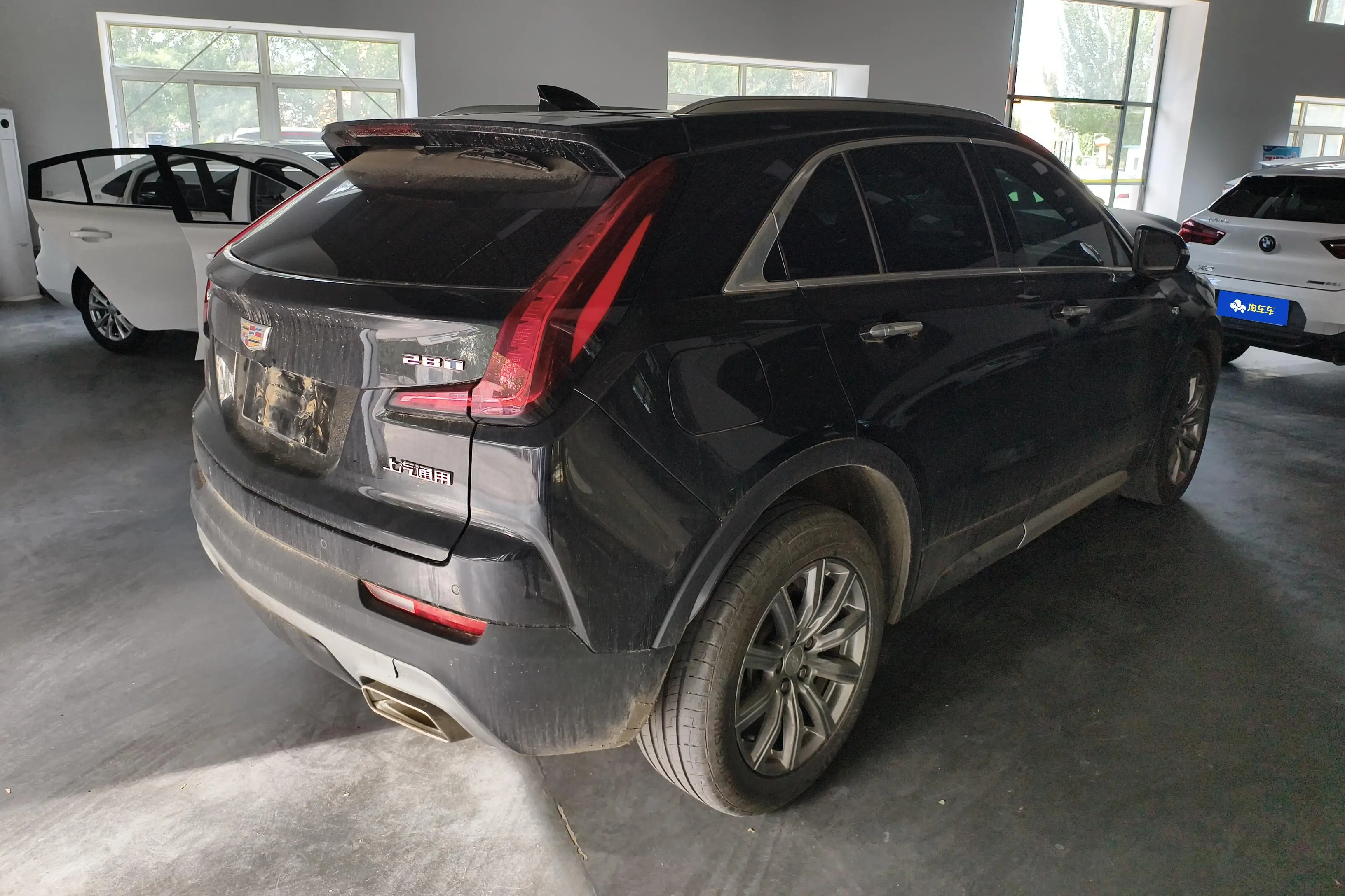 Cadillac XT4