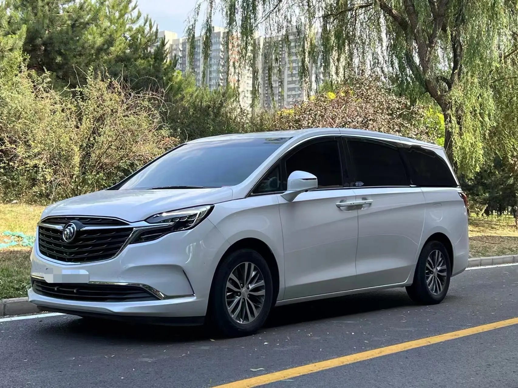 Buick GL8