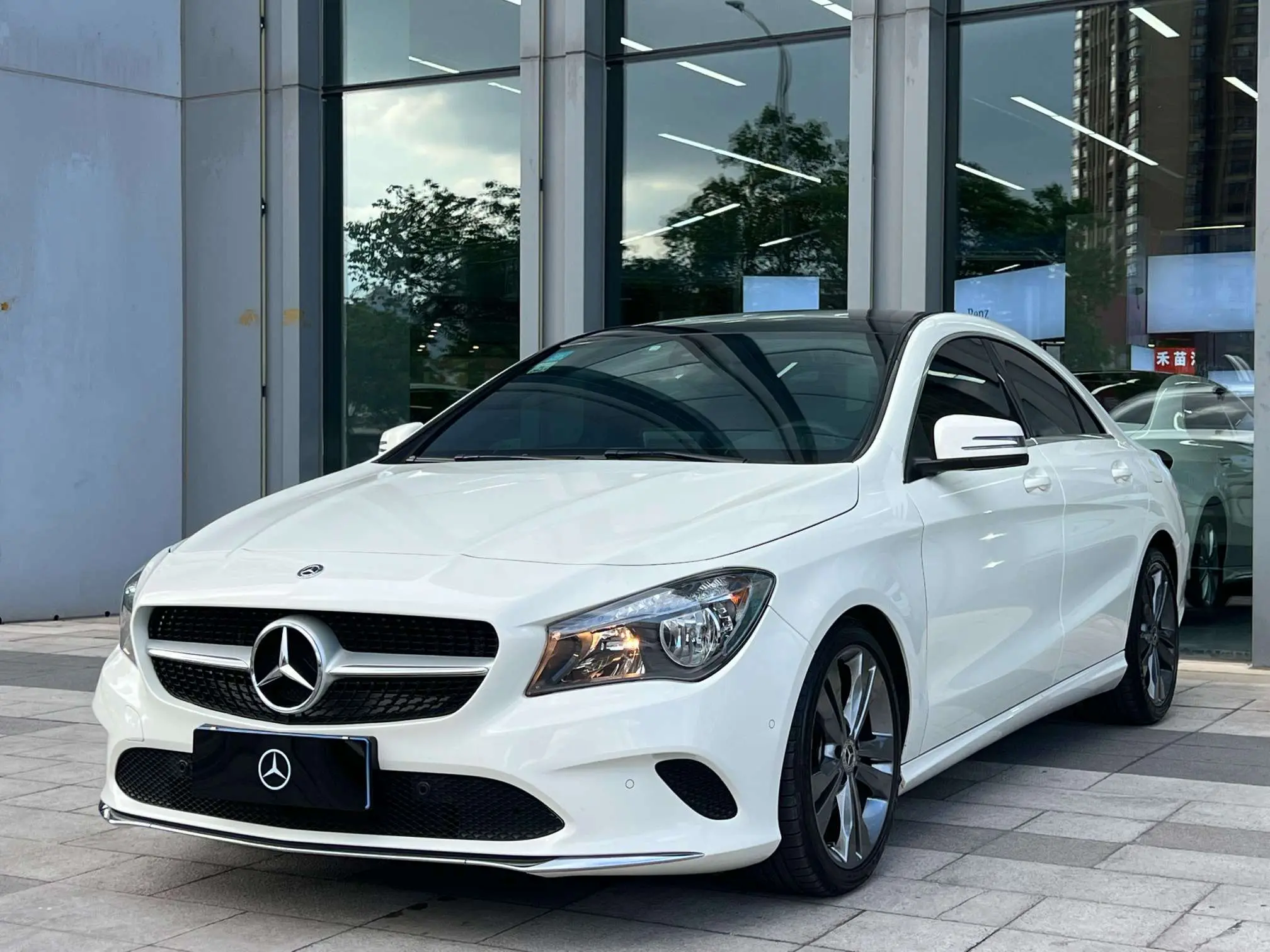 Mercedes-Benz Mercedes CLA