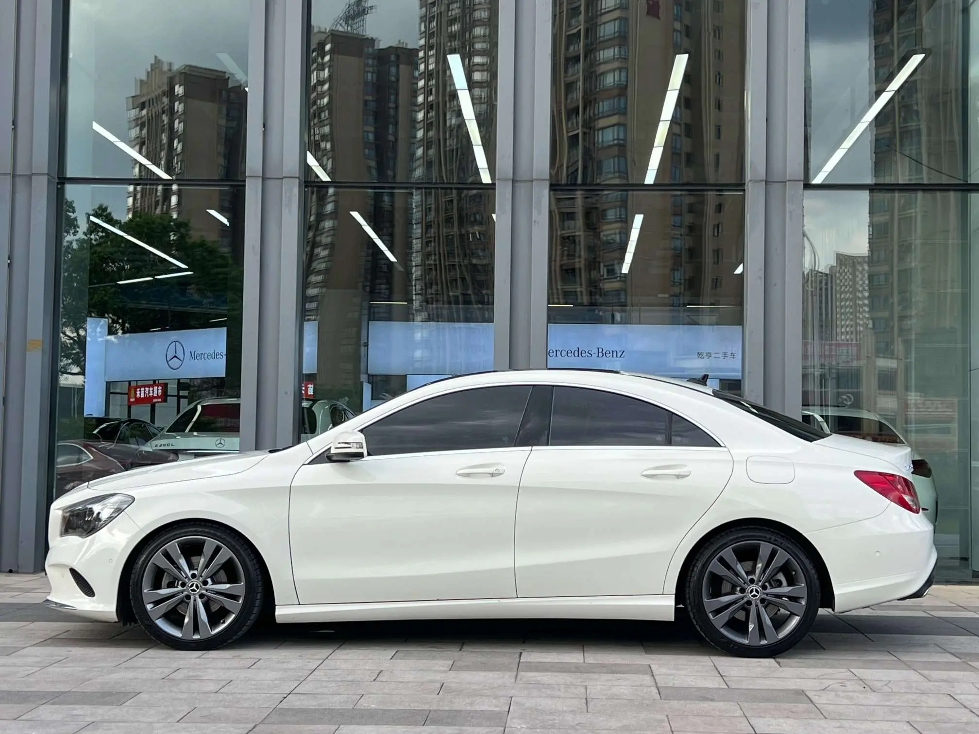 Mercedes-Benz Mercedes CLA