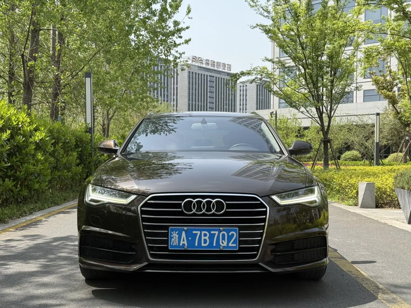 Audi A6 (imported)