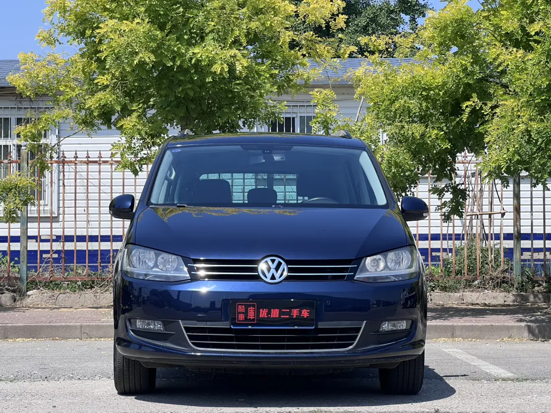 Volkswagen Sharon