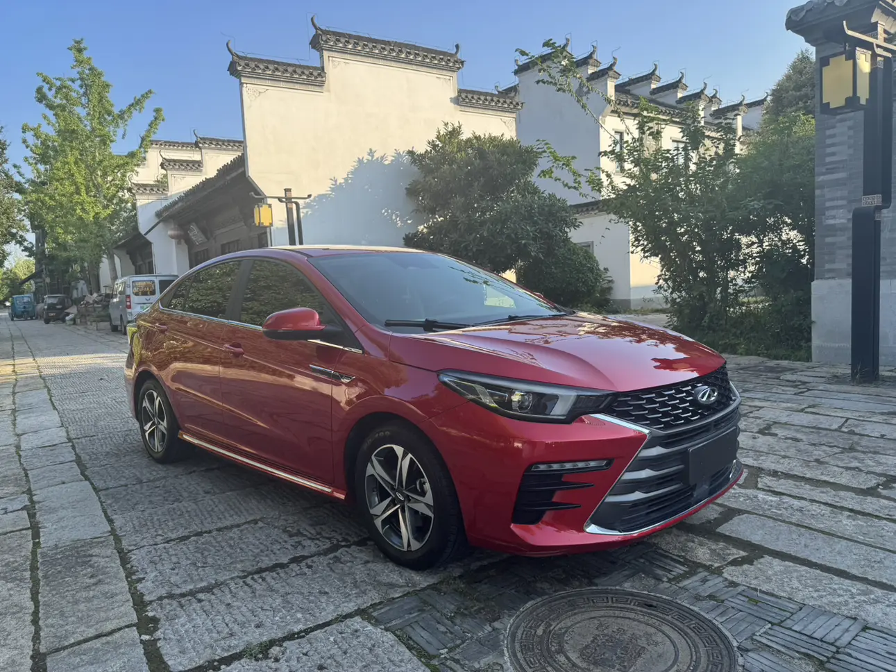 Omoda S5