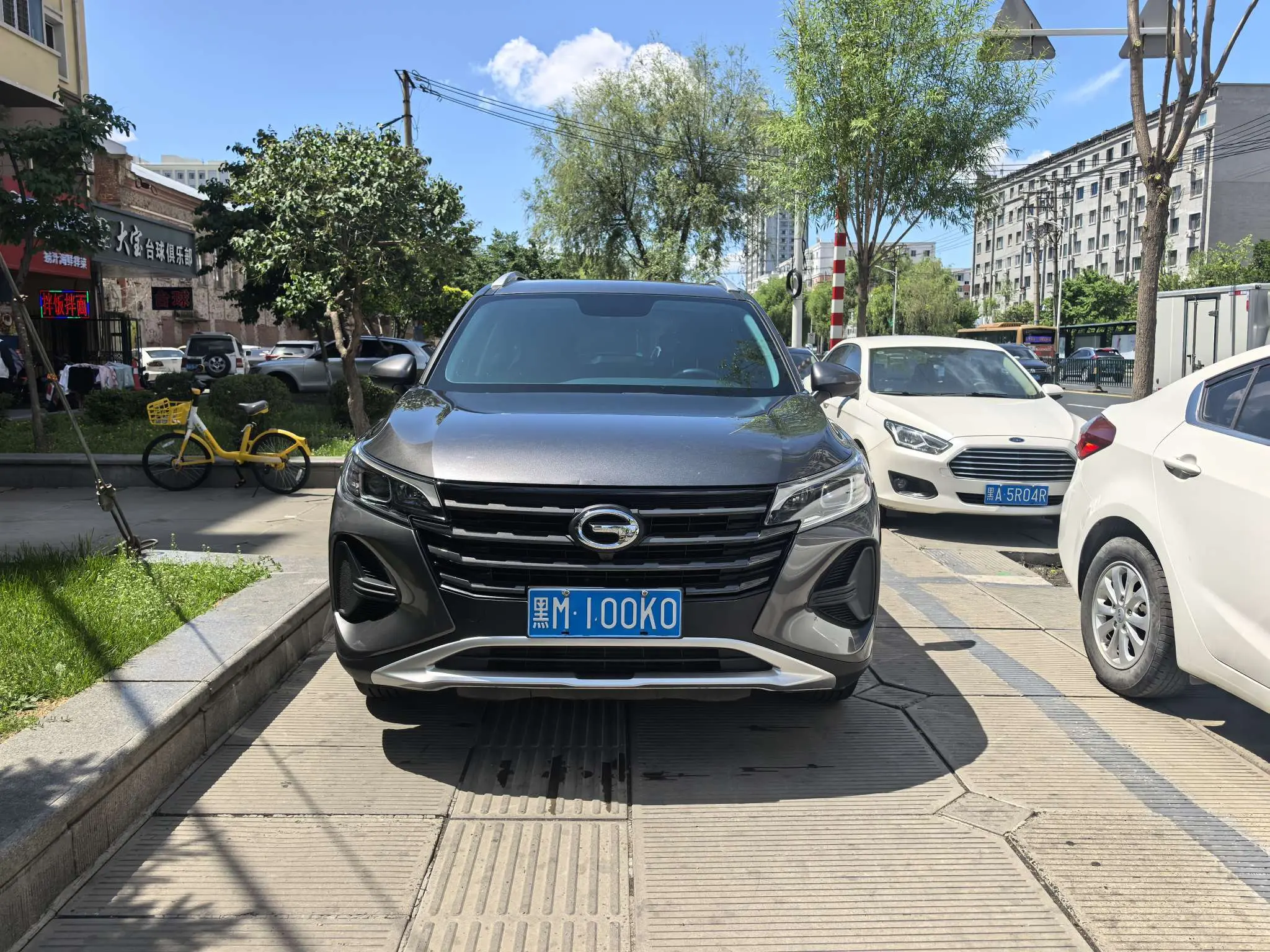 GAC Trumpchi GS4  из Китая