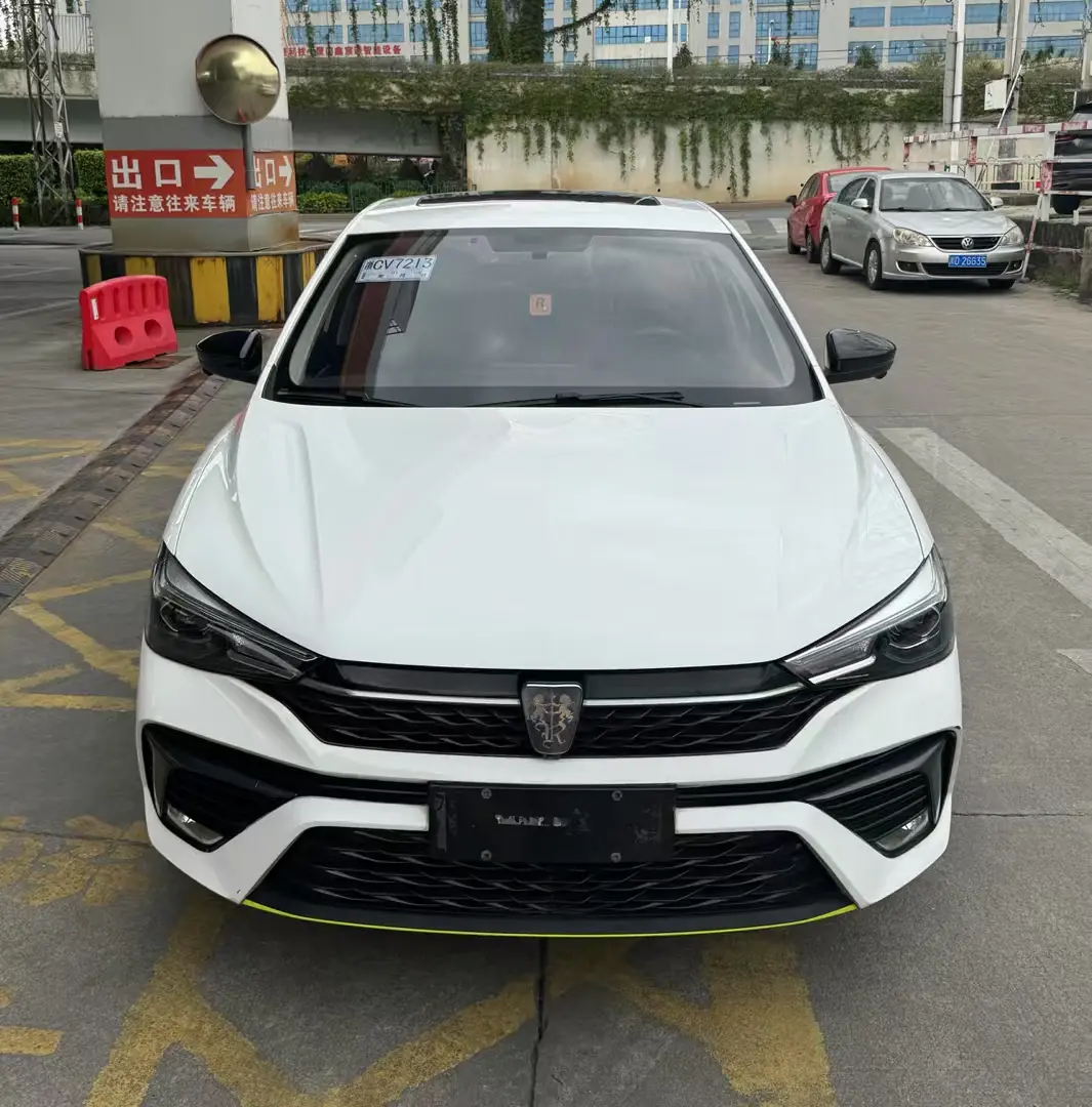 Roewe i5