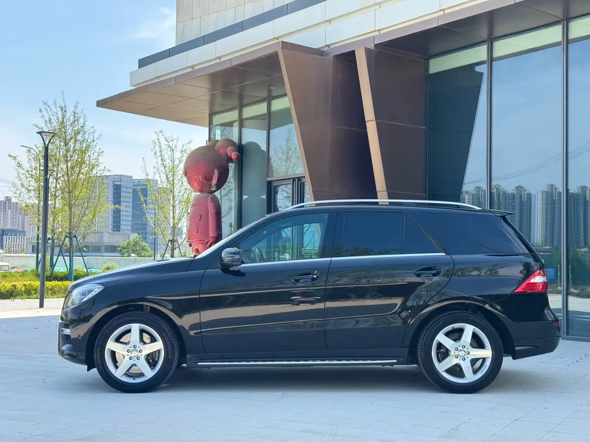 Mercedes-Benz Mercedes Benz M Class