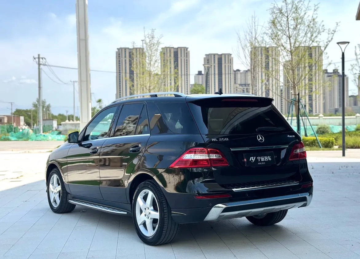 Mercedes-Benz Mercedes Benz M Class