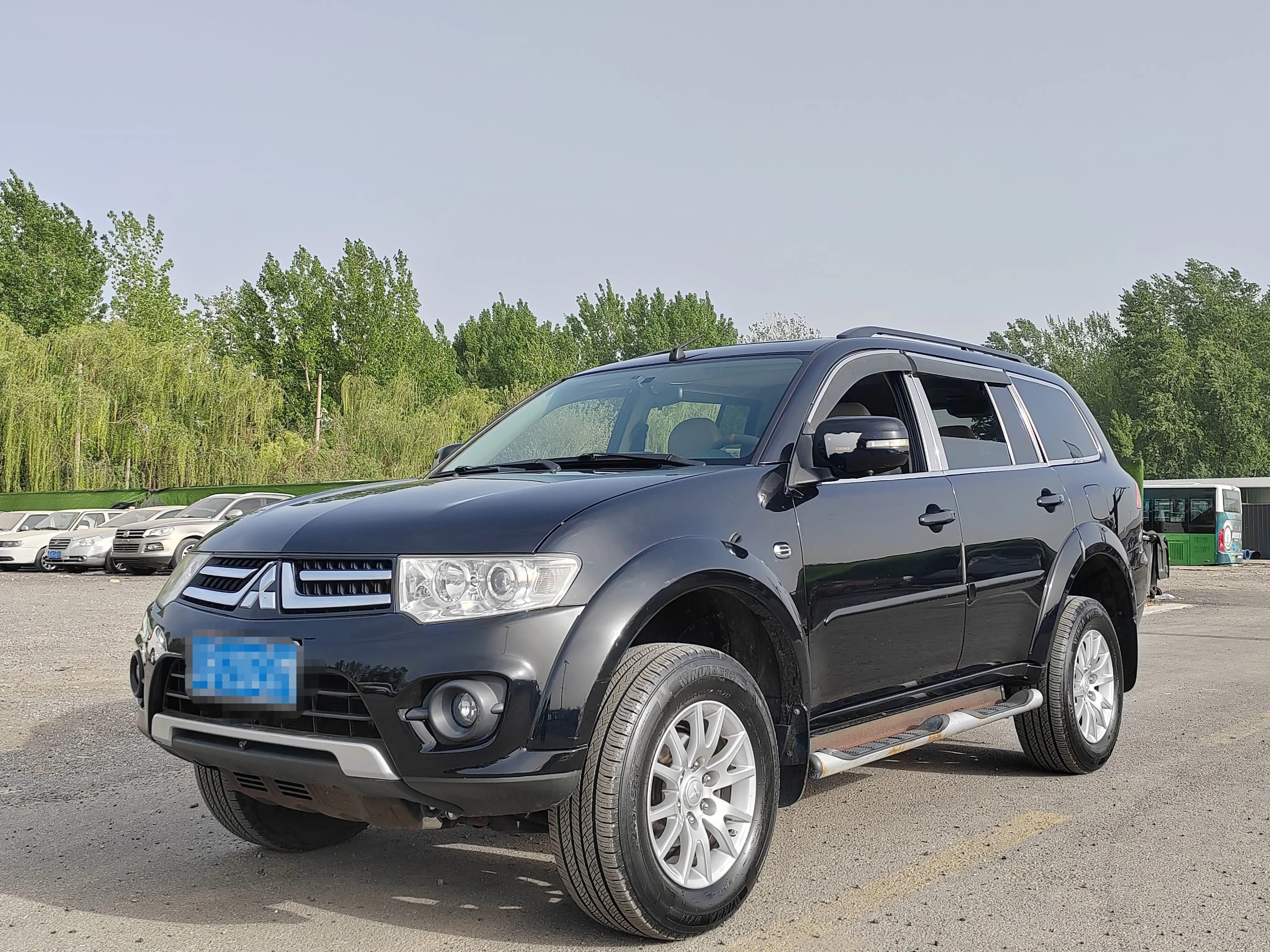 Mitsubishi Pajero Jinchang