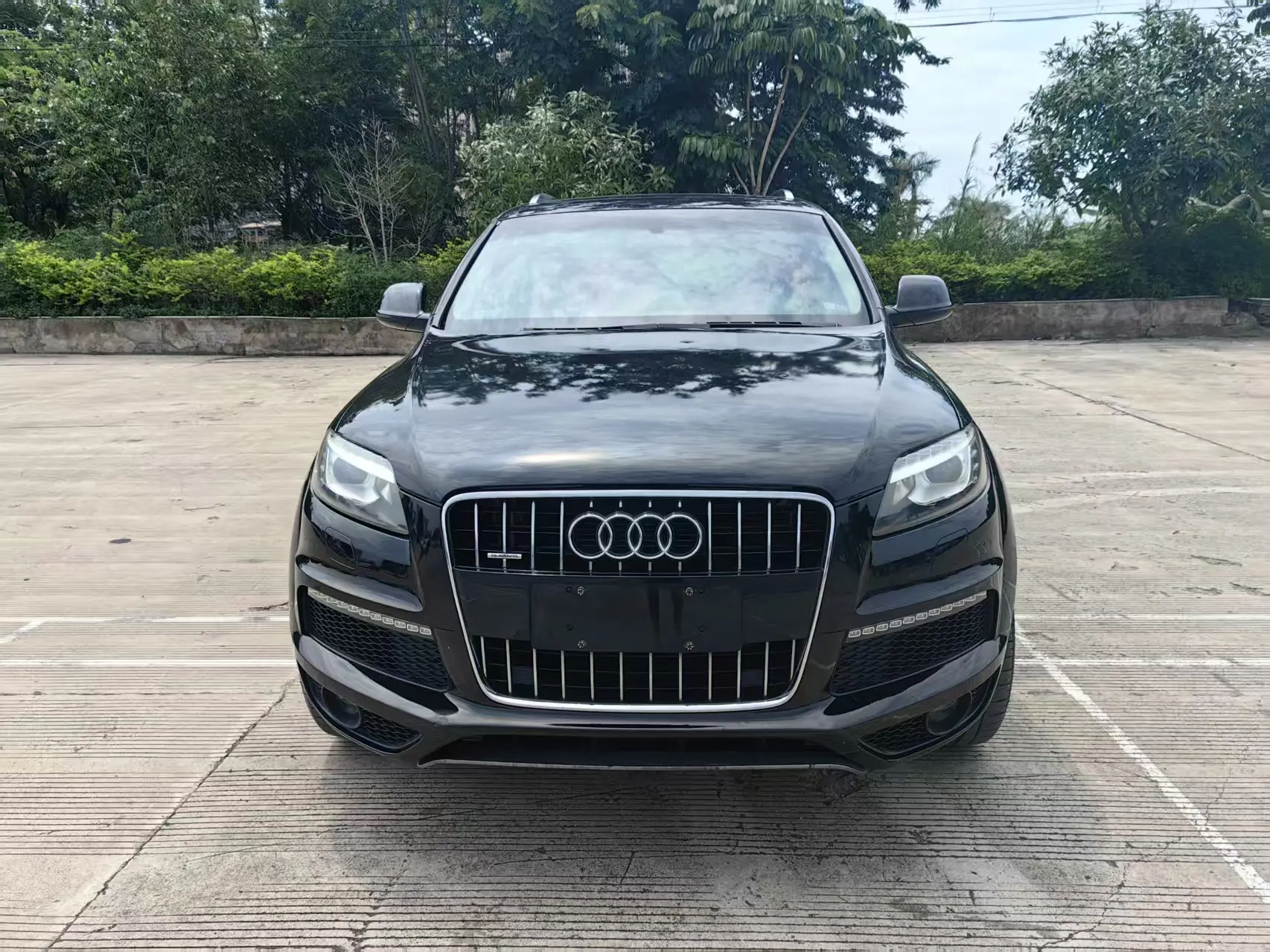Audi Q7  из Китая