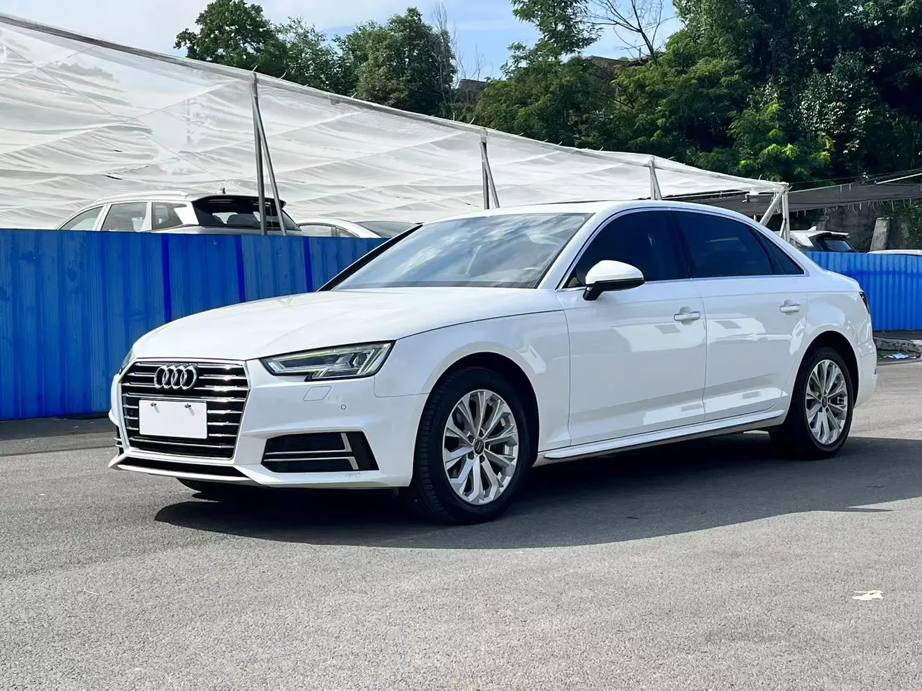 Audi A4L  из Китая