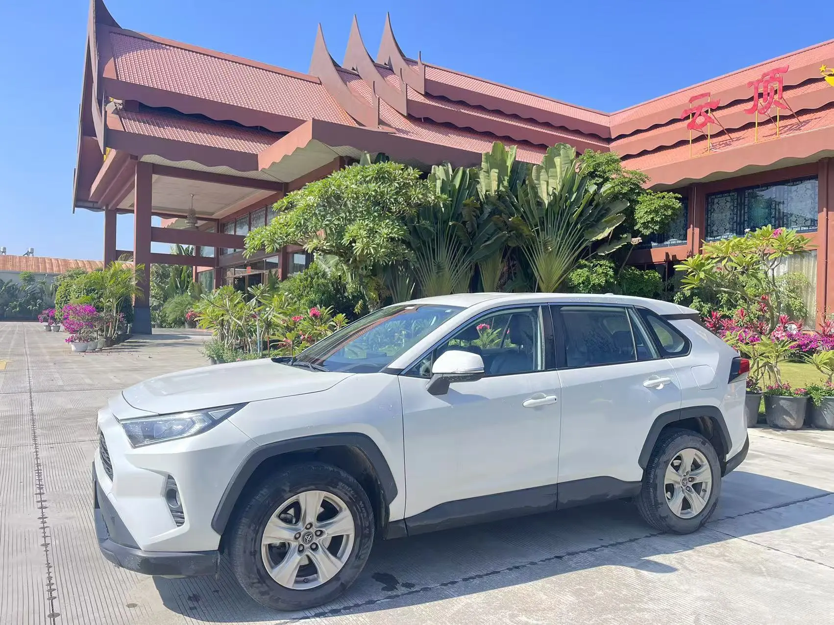 Toyota RAV4  из Китая