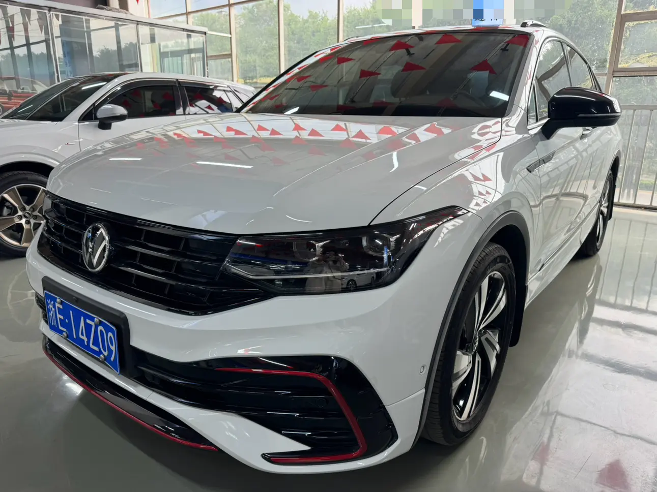 Volkswagen TiguanX  из Китая