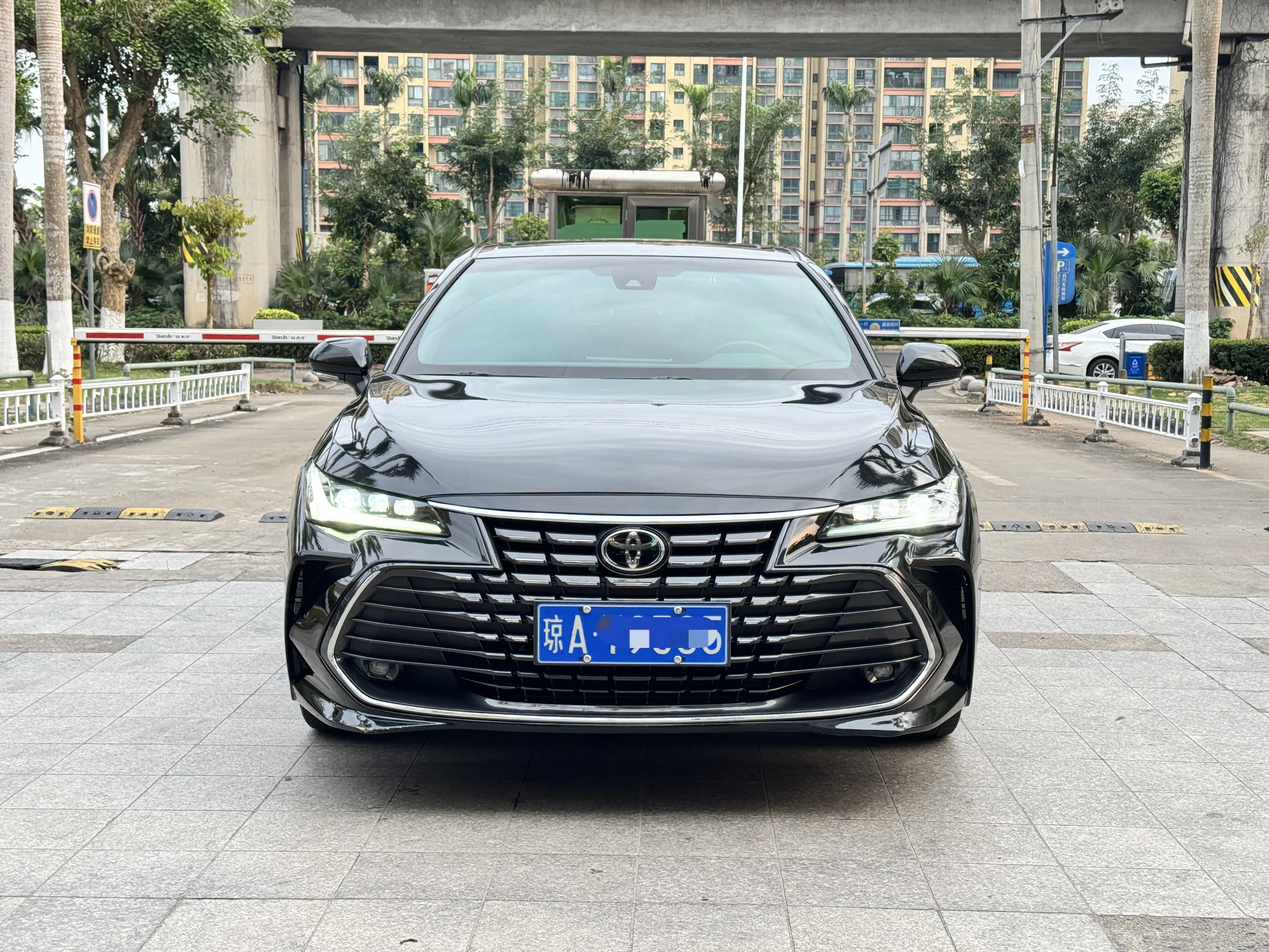 Toyota Avalon
