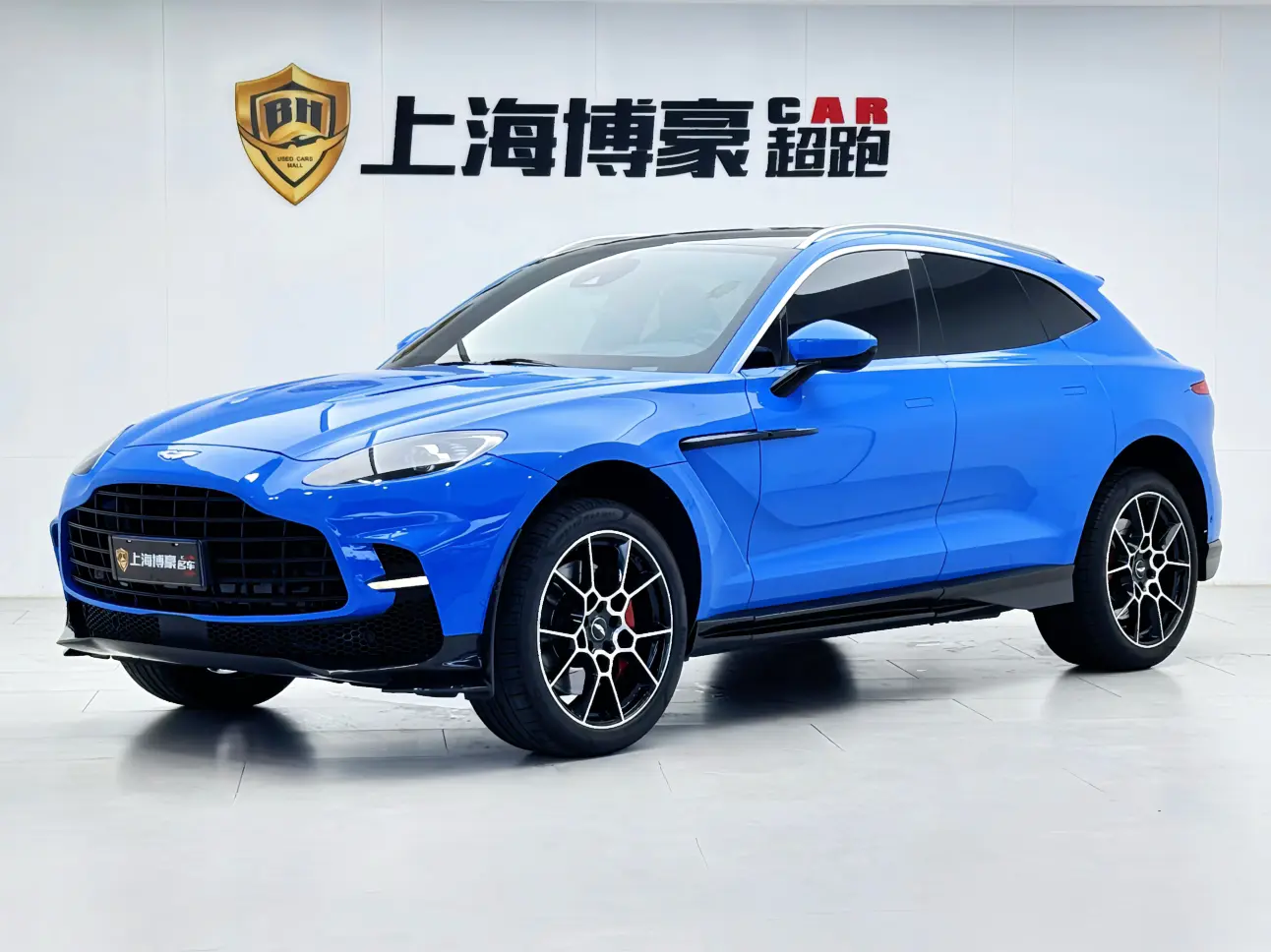 Aston Martin DBX