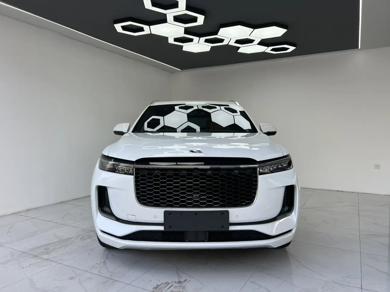 Li ONE (Ideal ONE)  из Китая