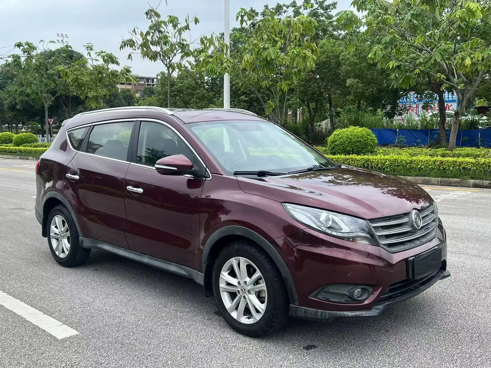 Dongfeng Fengon 580