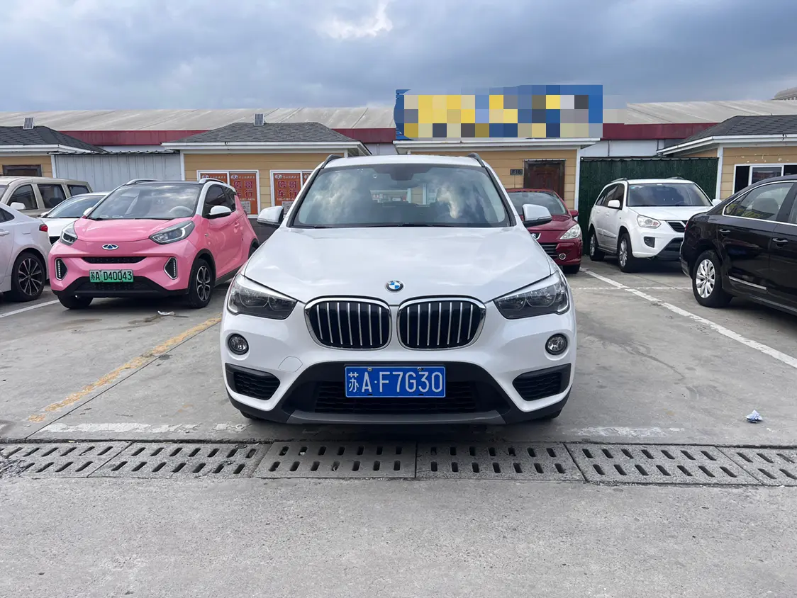 BMW X1  из Китая