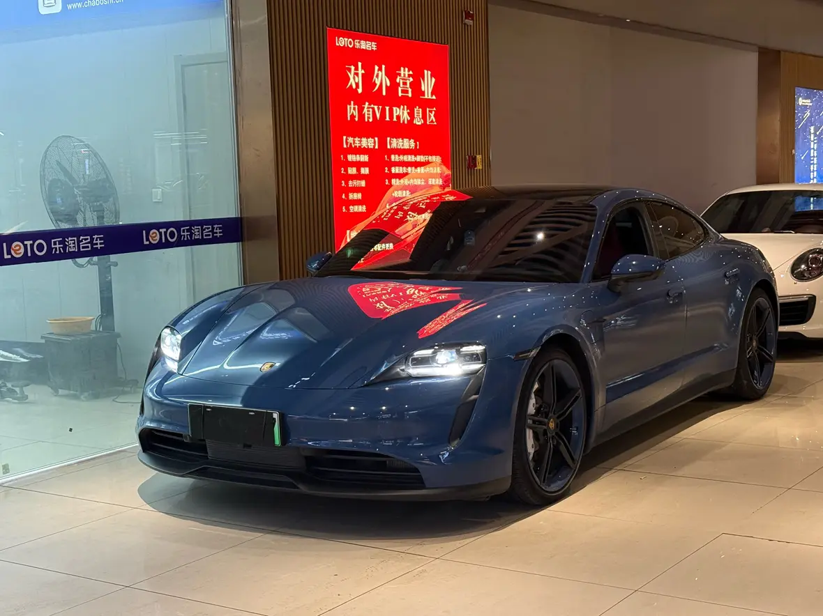 Porsche Taycan