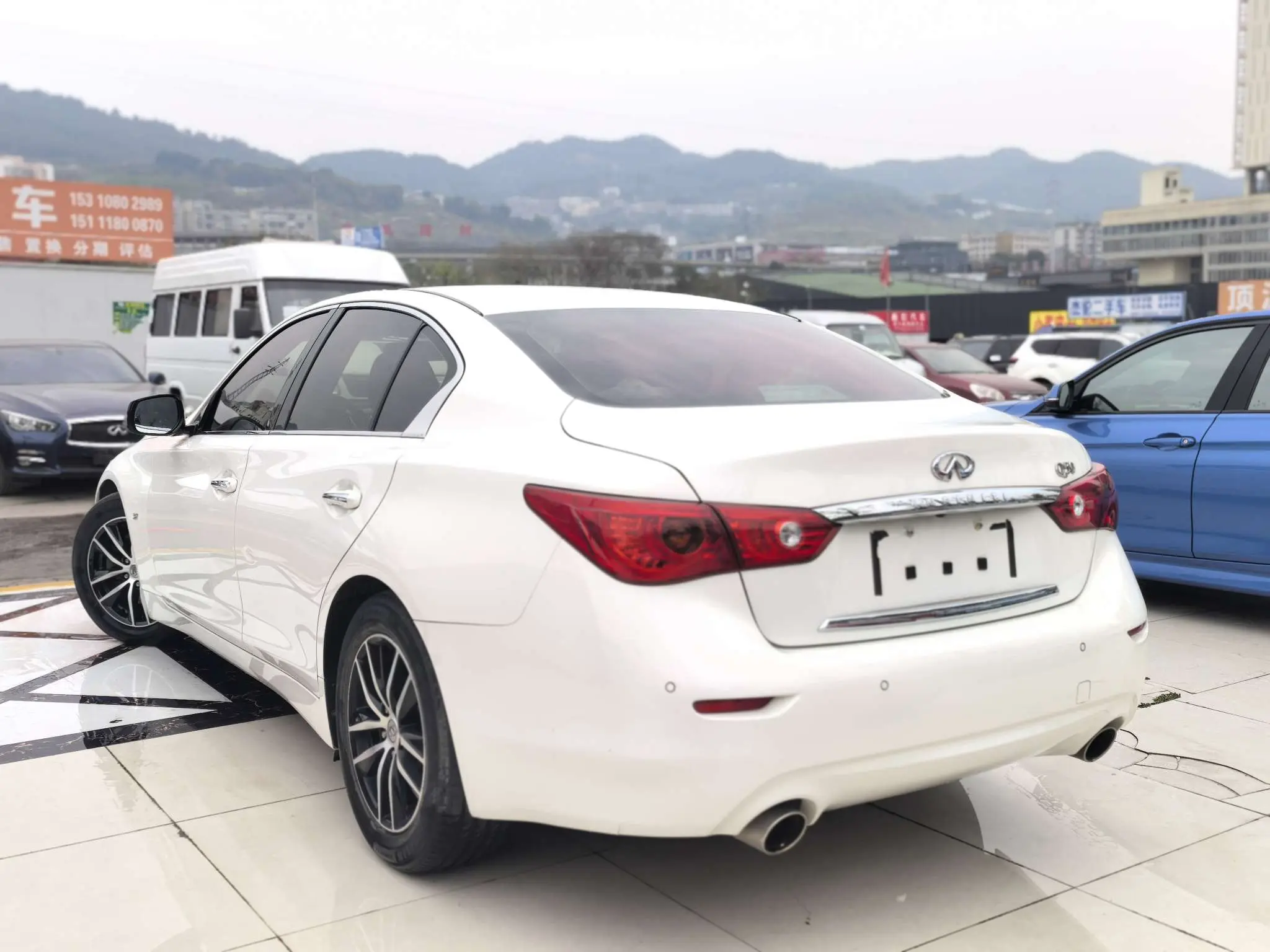 Infiniti Q50