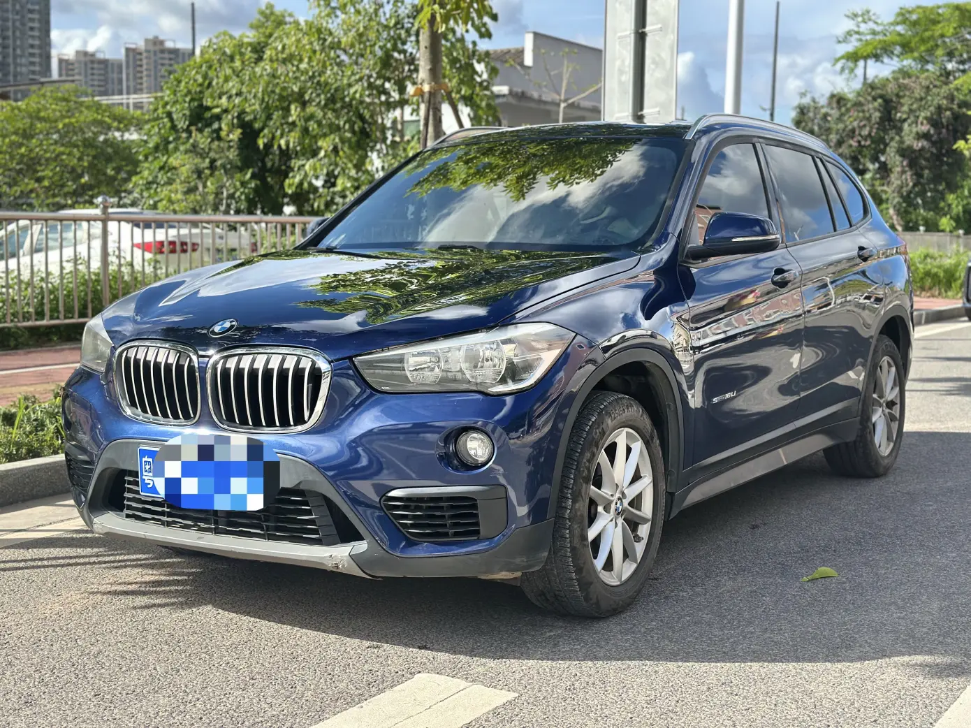 BMW X1