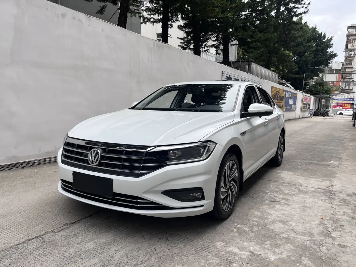 Volkswagen Sagitar