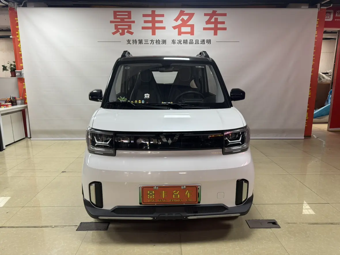 Wuling Hongguang MINIEV  из Китая