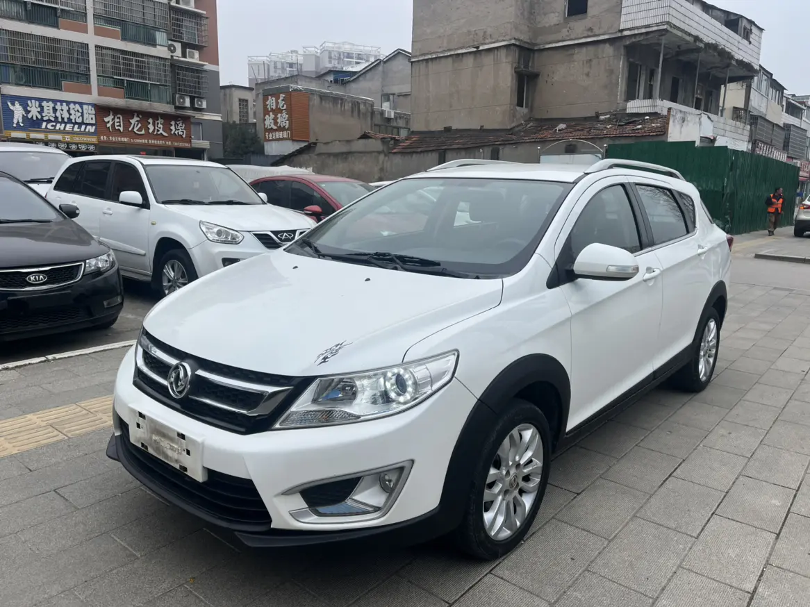 Dongfeng Fengshen AX3