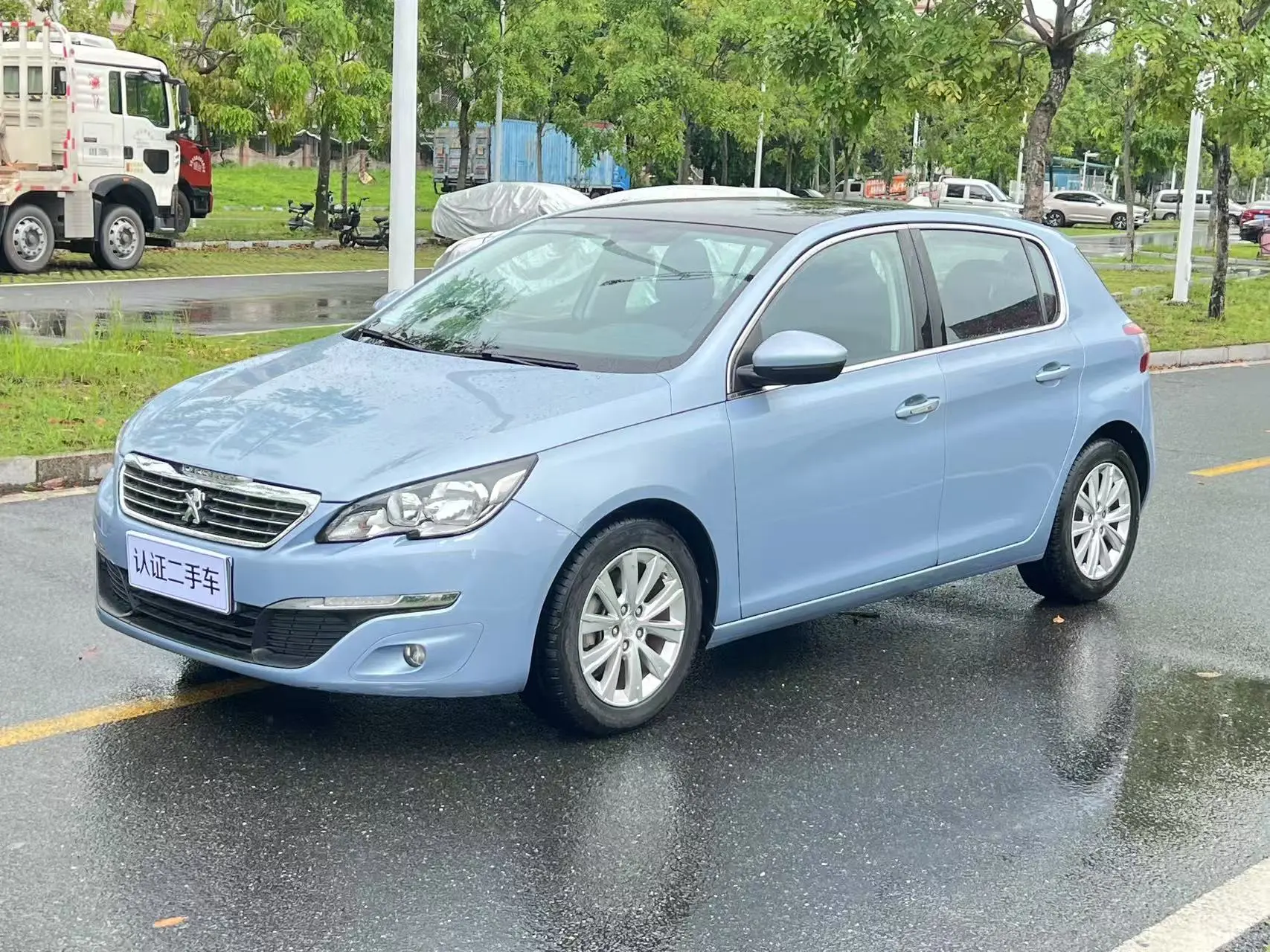 Peugeot 308S