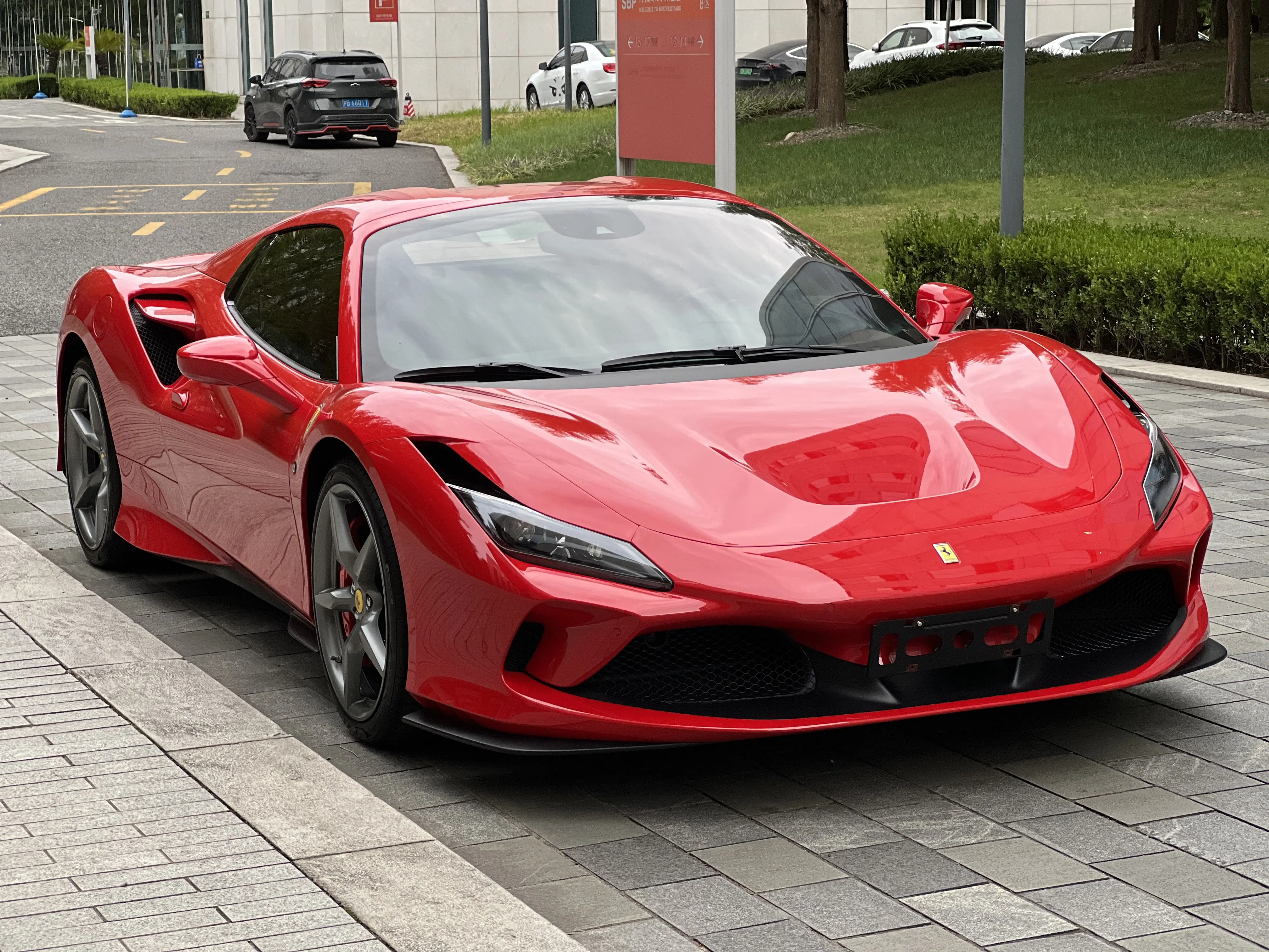 Ferrari F8