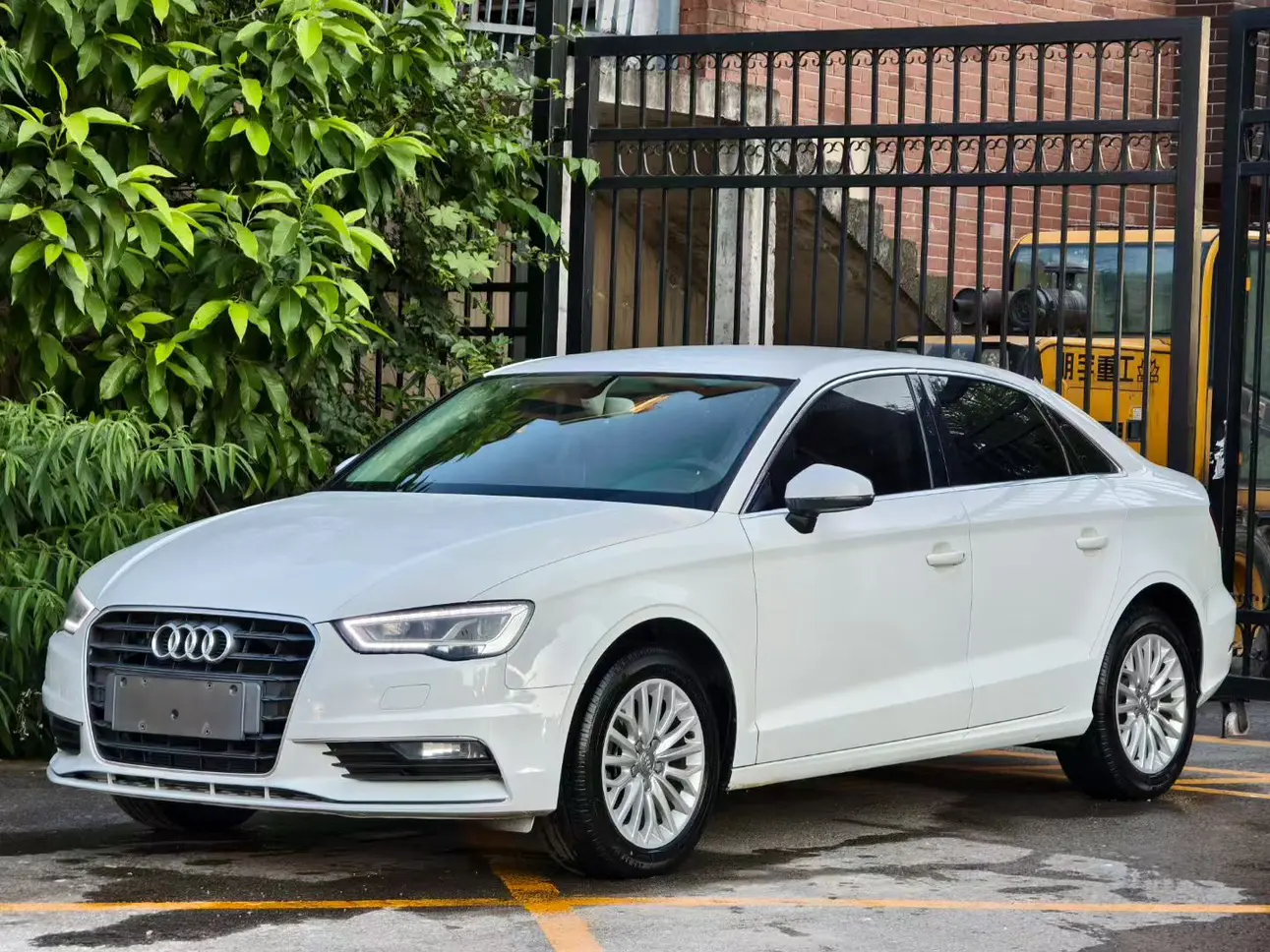 Audi A3  из Китая