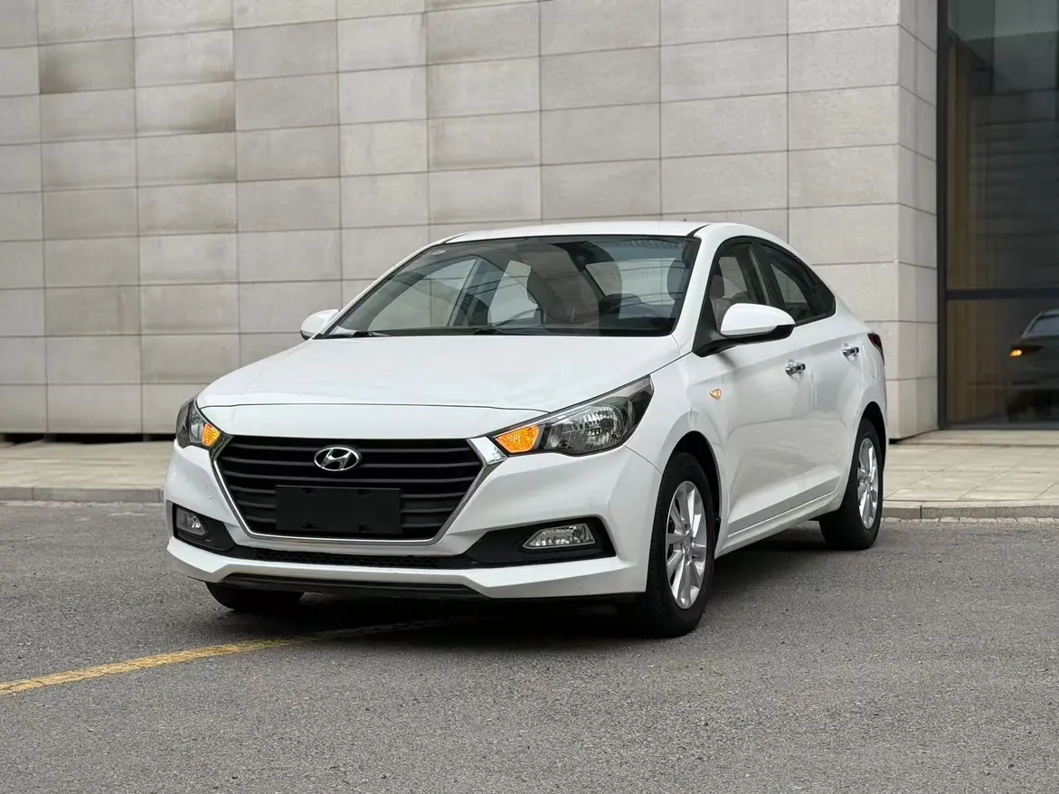 Hyundai Accept