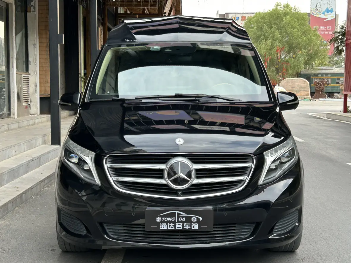 Mercedes-Benz Mercedes Benz V Class