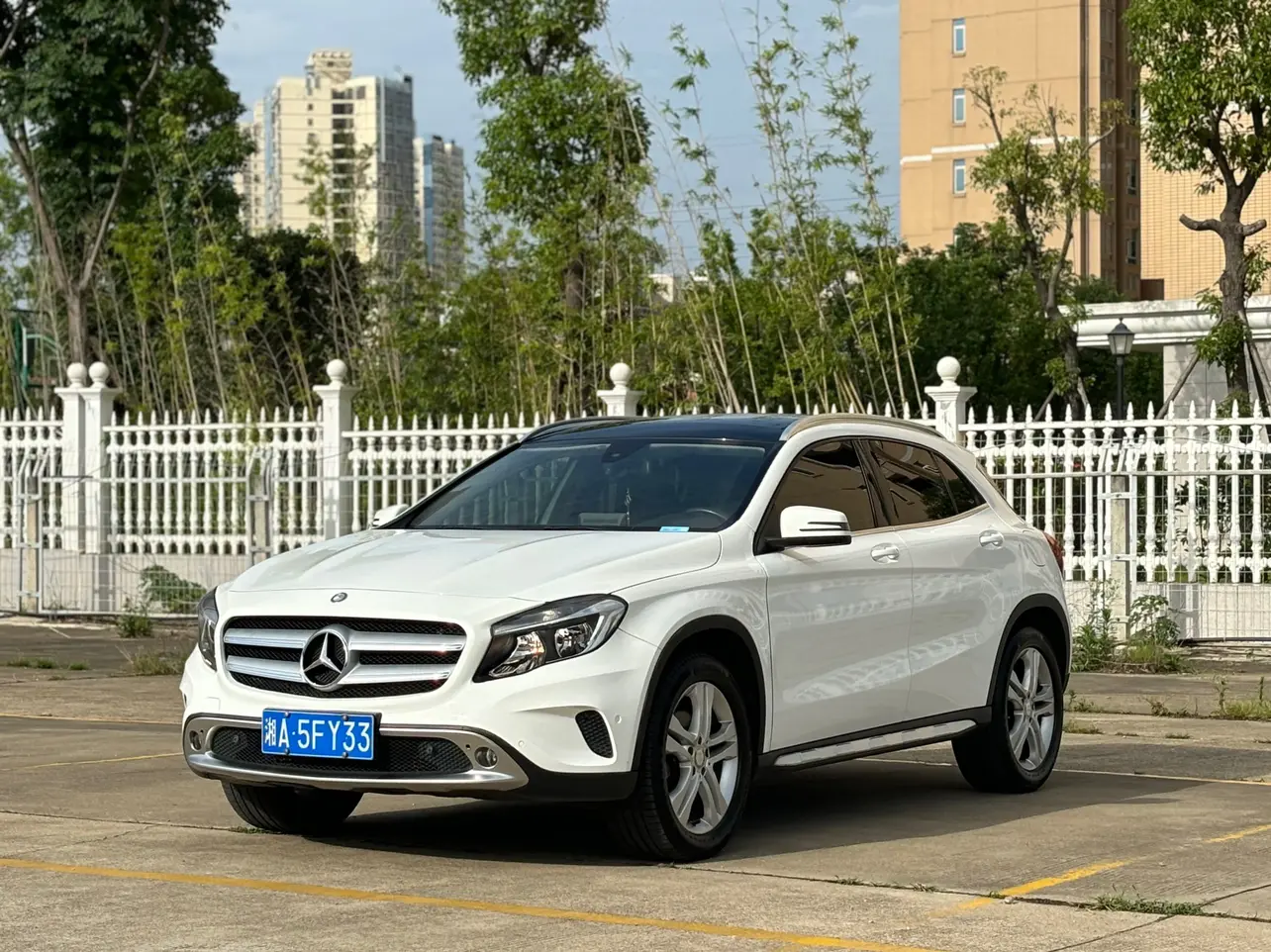 Mercedes-Benz GLA  из Китая