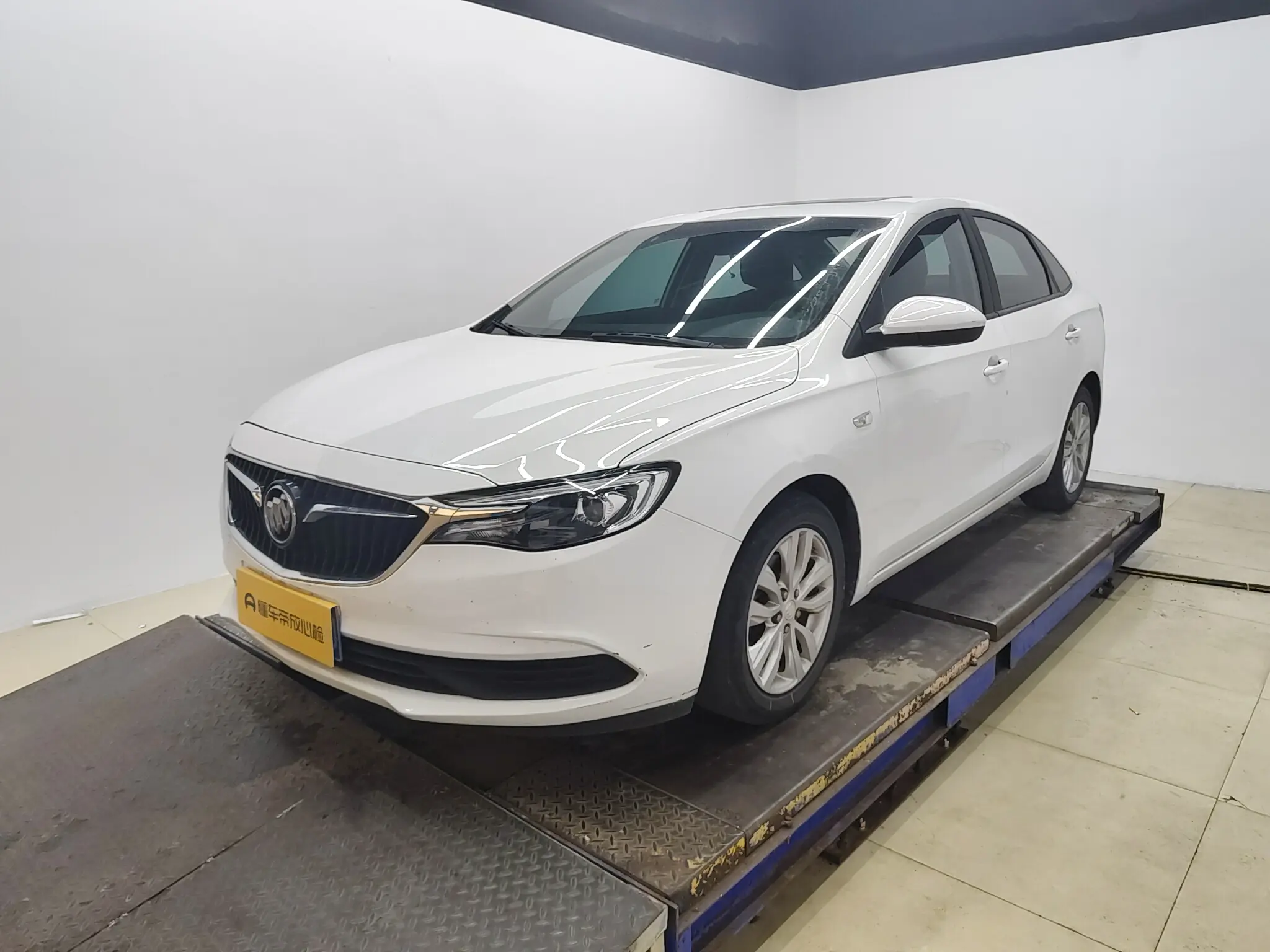 Buick Yinglang