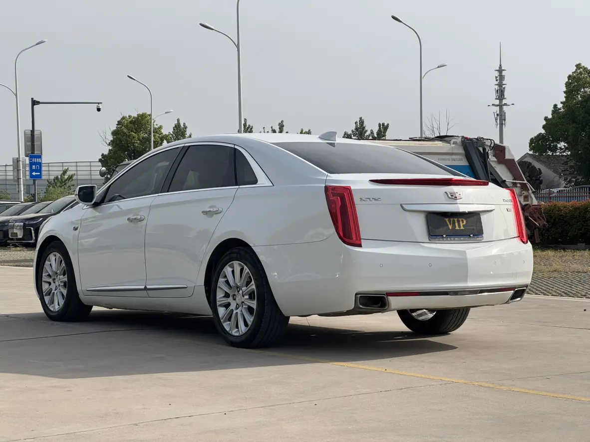 Cadillac XTS