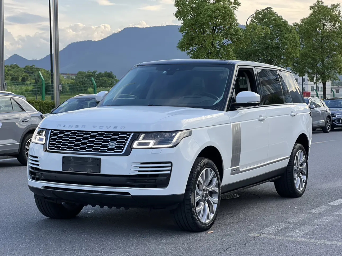 Land Rover Range rover