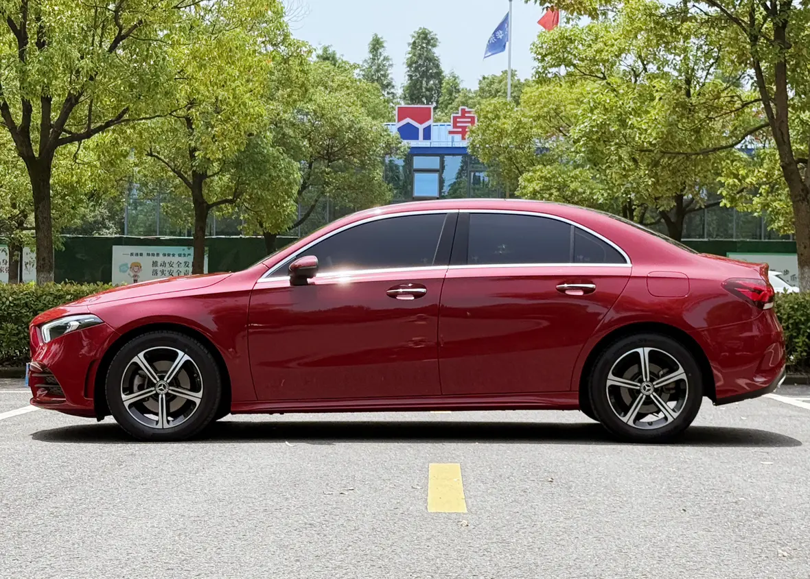 Mercedes-Benz Mercedes Benz A Class