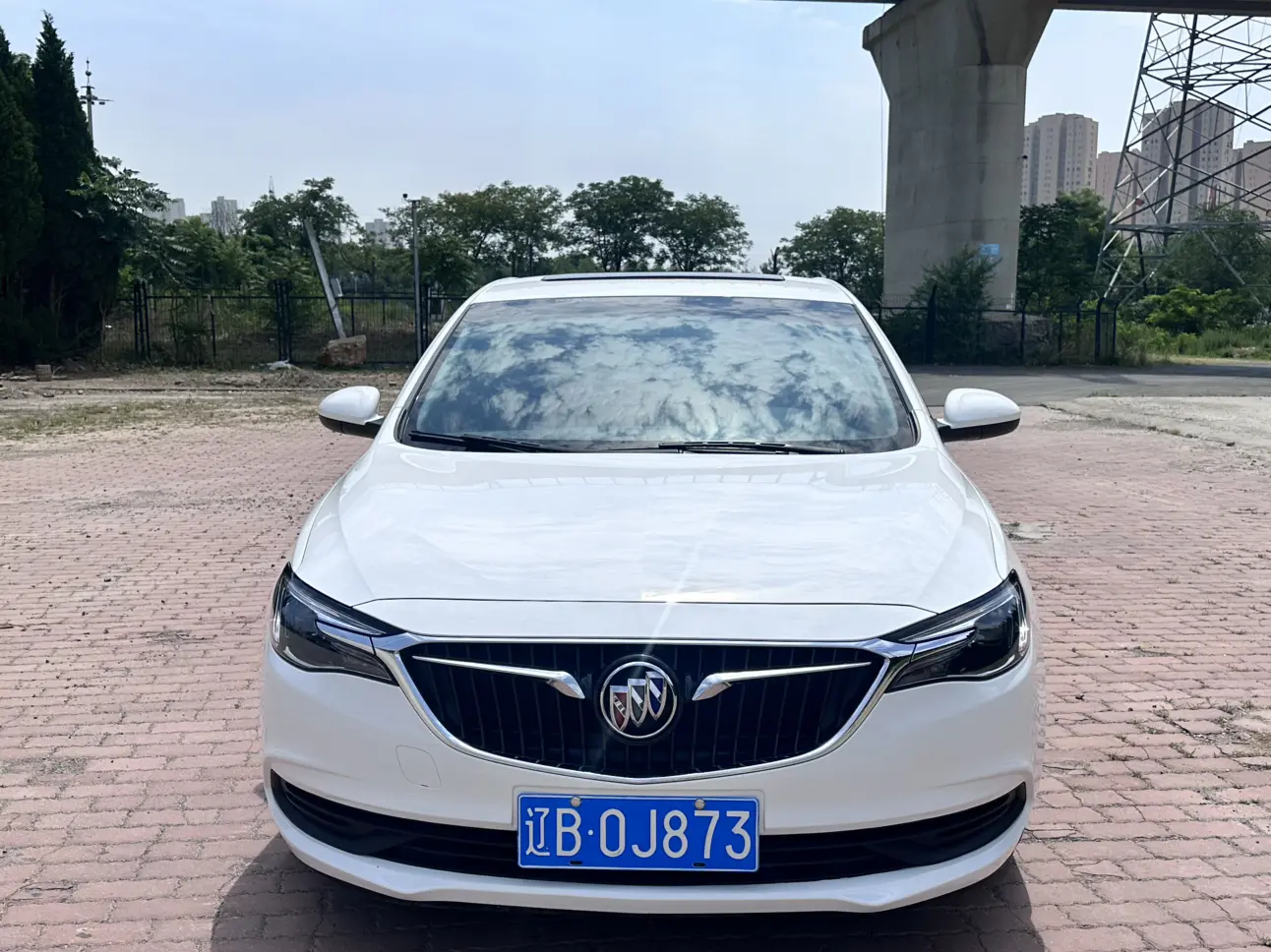 Buick Yinglang