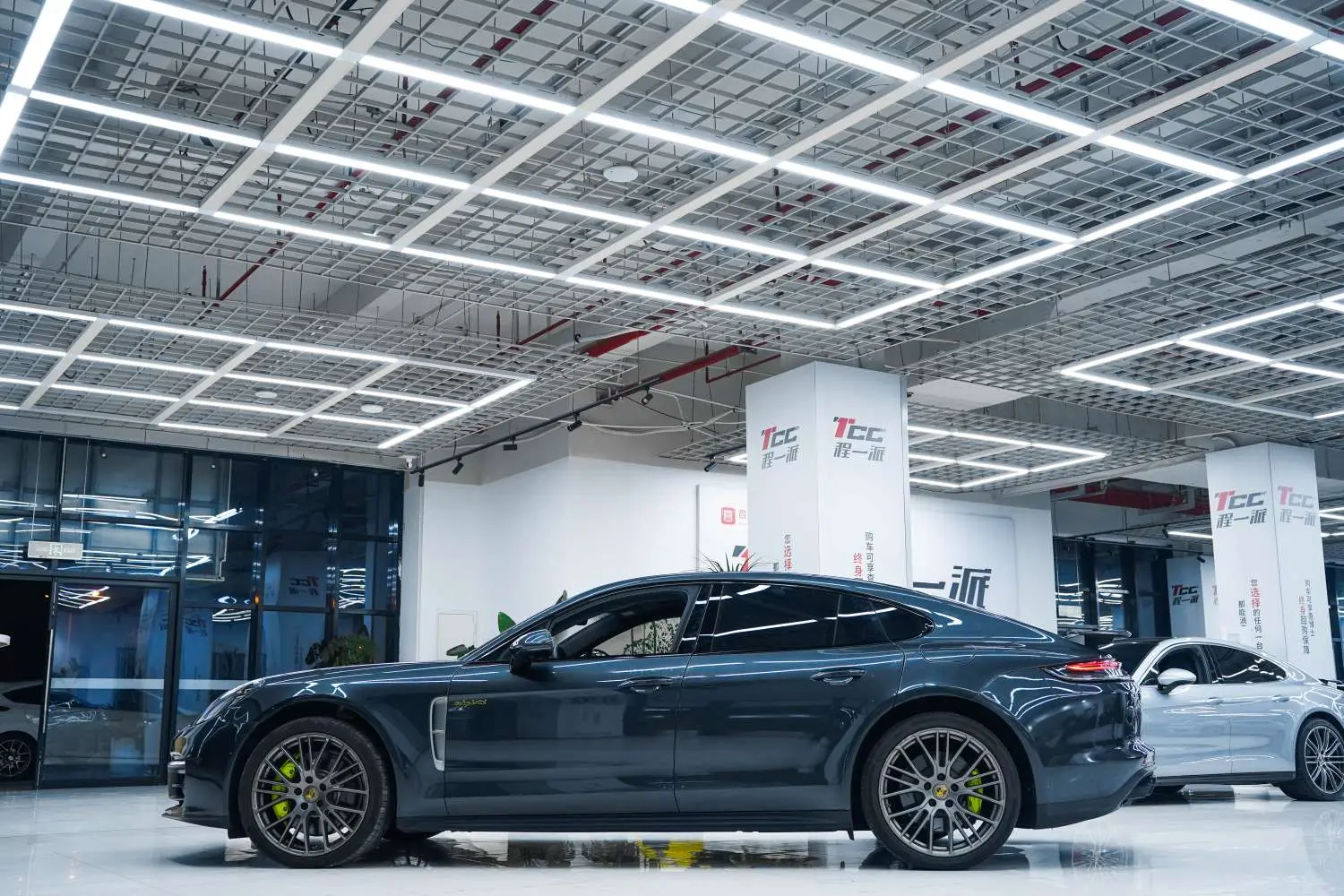 Porsche Panamera E-Hybrid