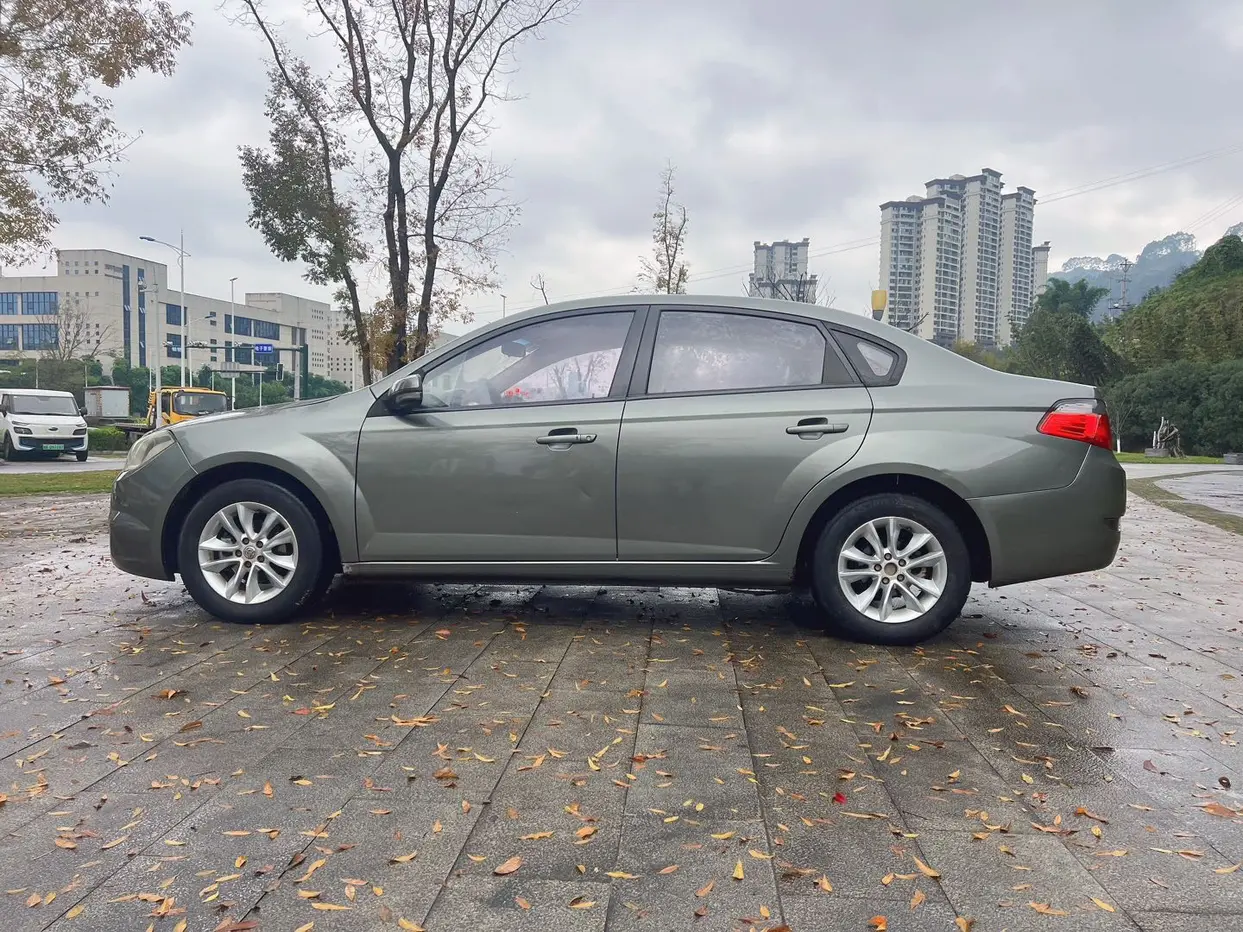 Brilliance Zhonghua H330