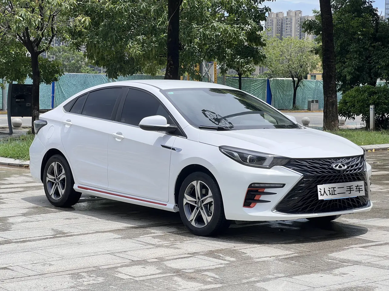 Omoda S5
