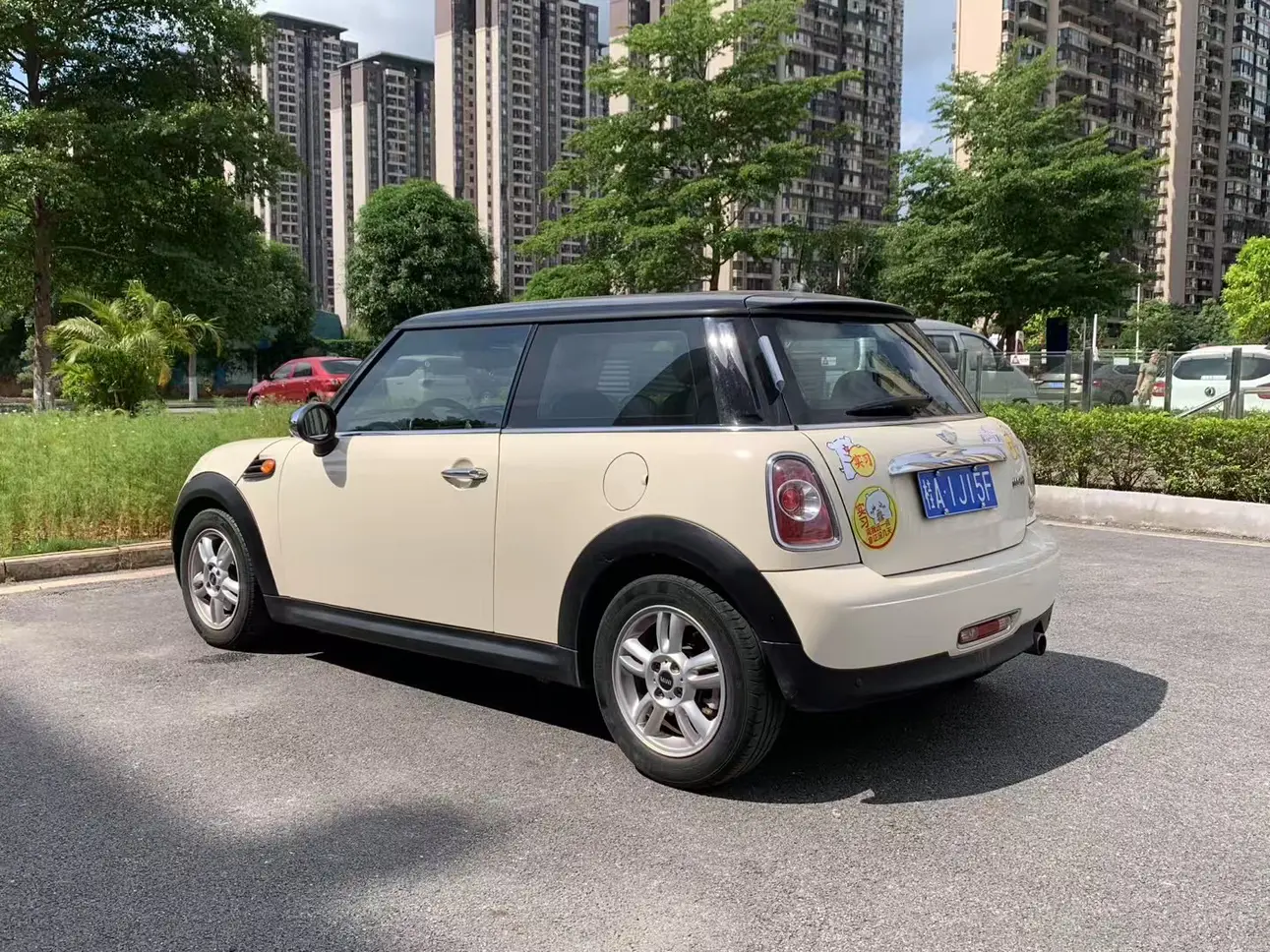 MINI MINI