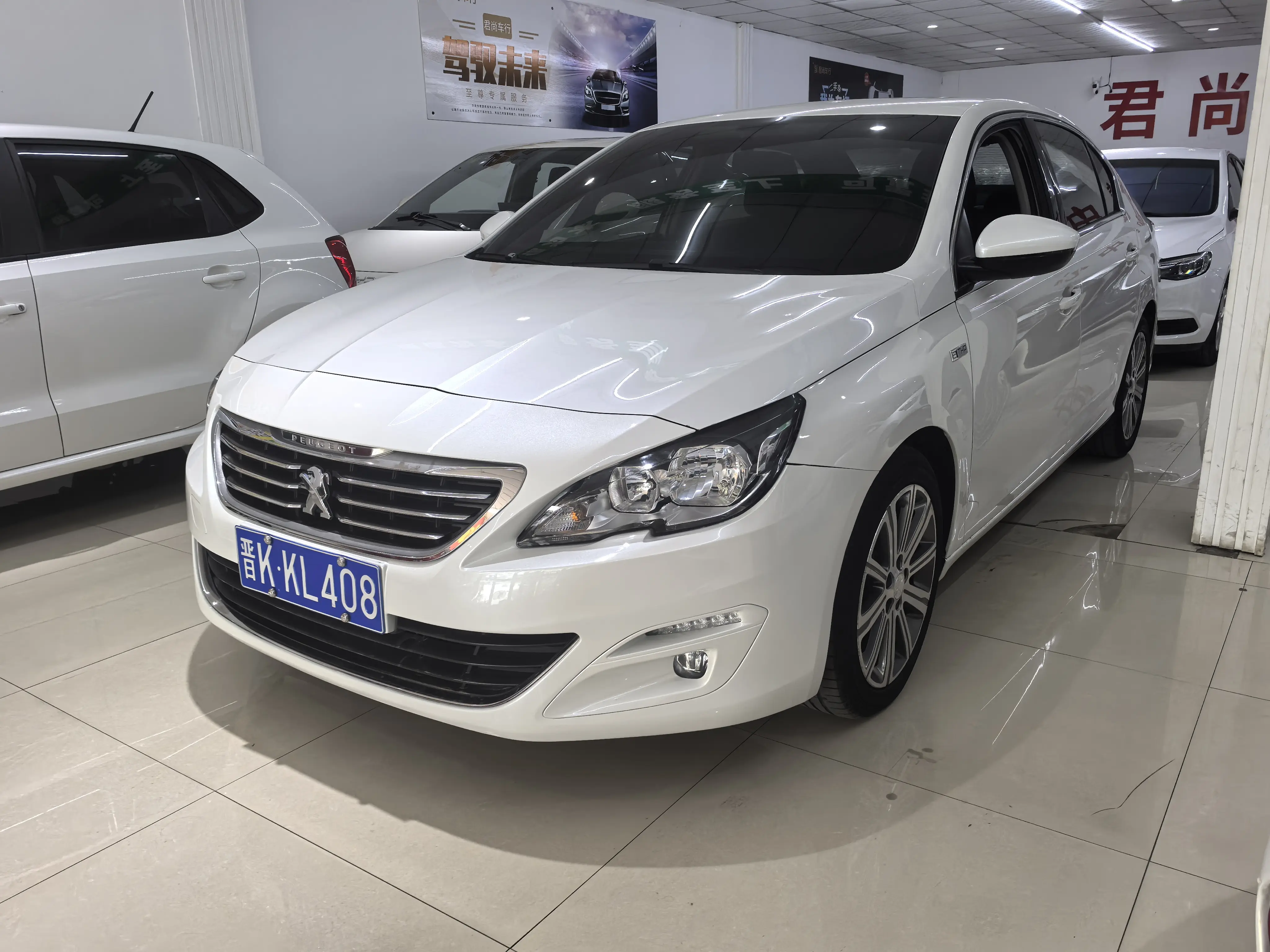 Peugeot 408