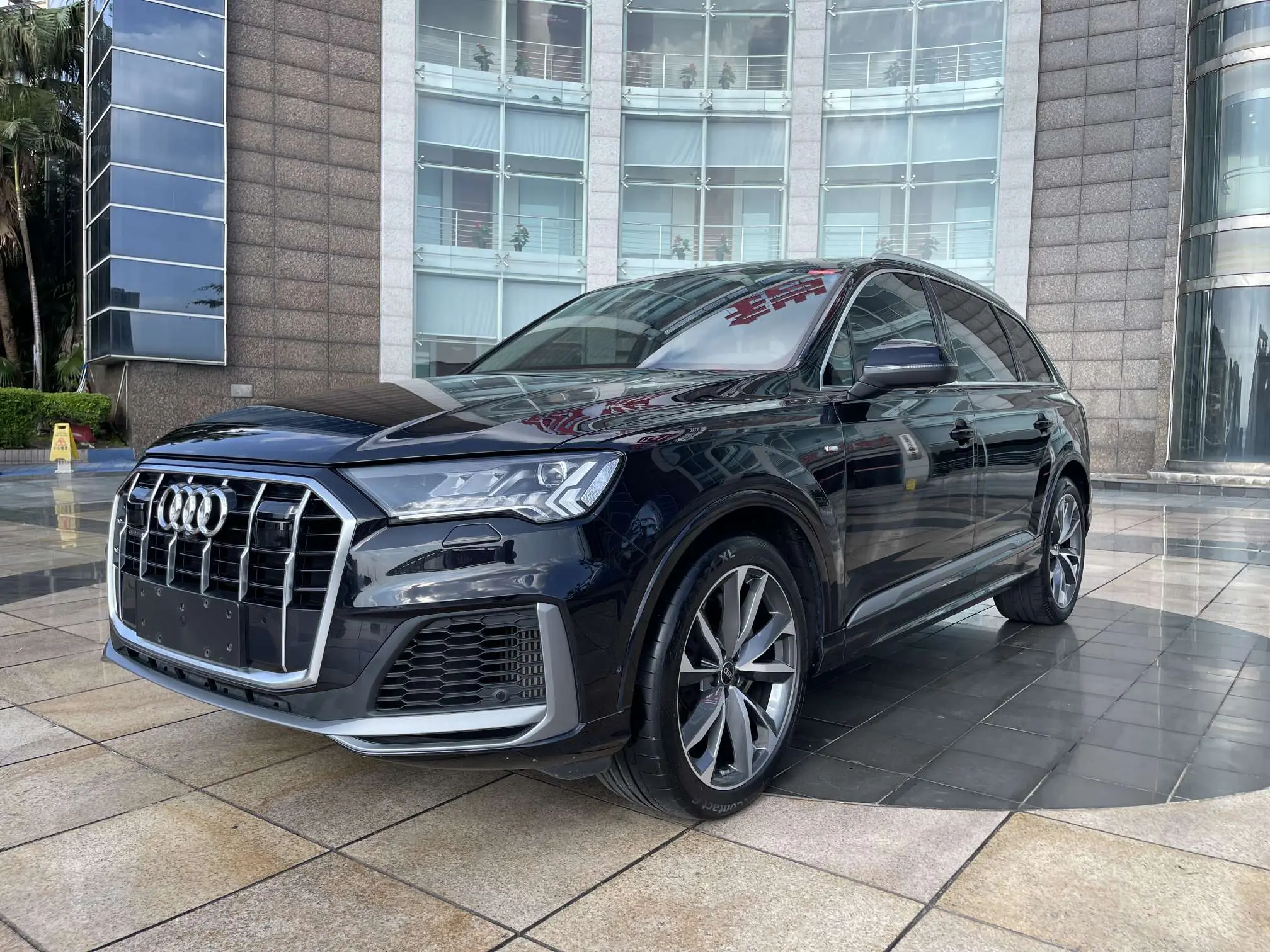 Audi Q7