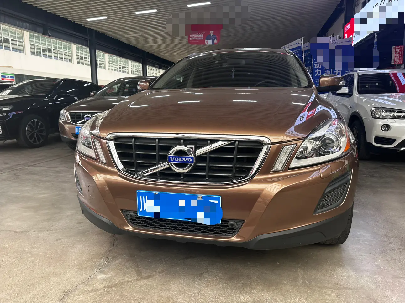 Volvo XC60 (imported)