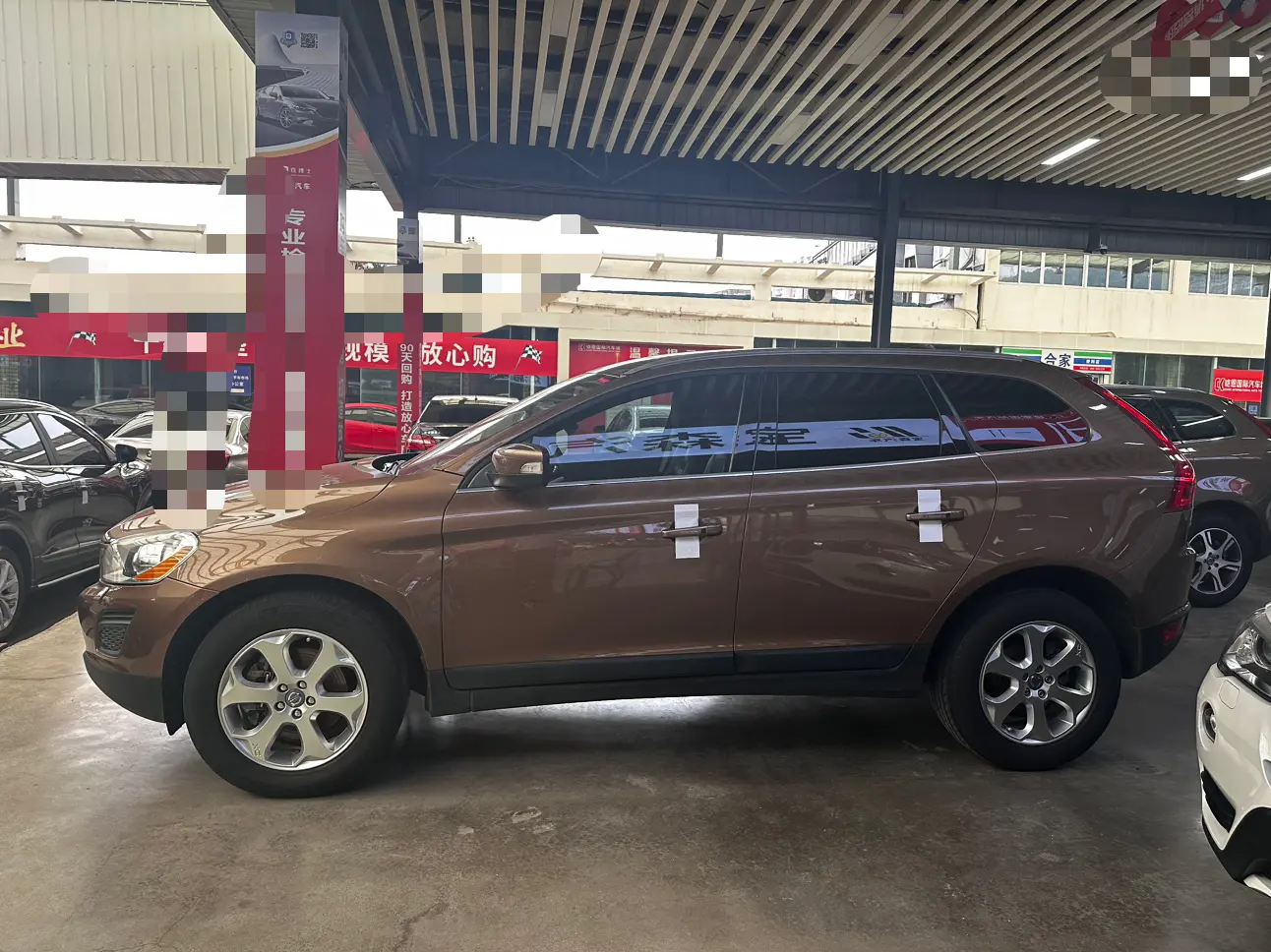 Volvo XC60 (imported)