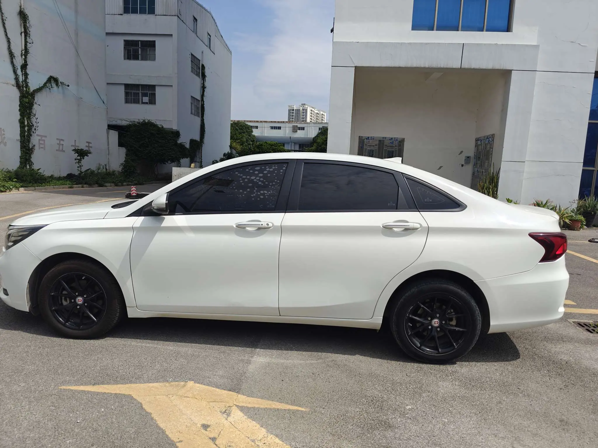 GAC Trumpchi GA4