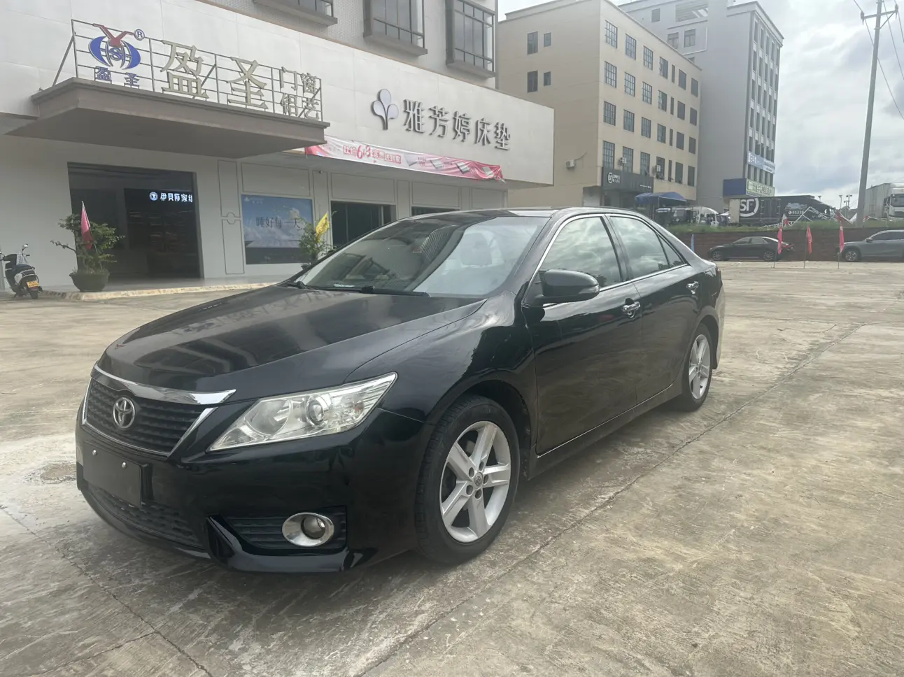 Toyota Camry  из Китая