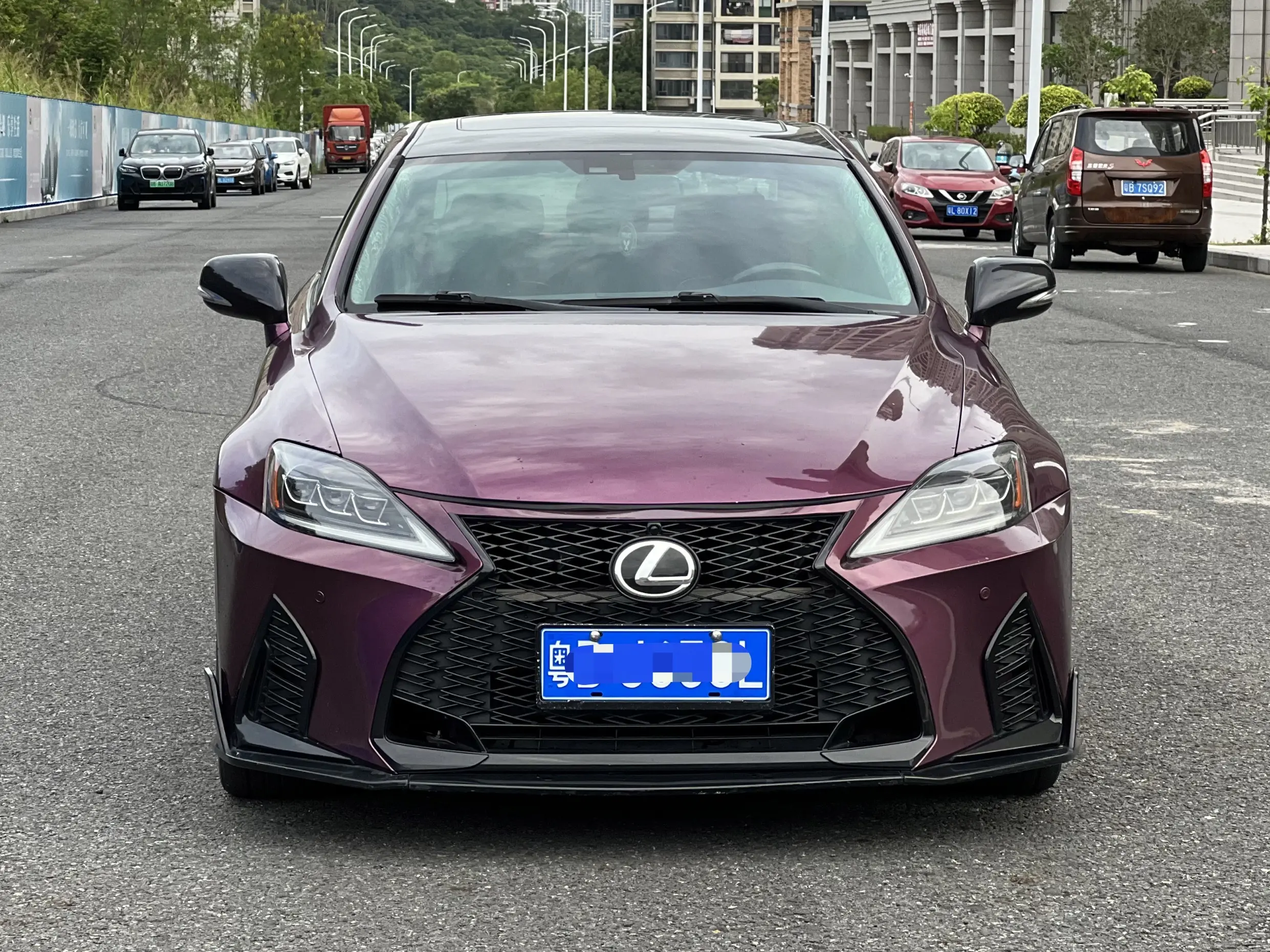 Lexus IS